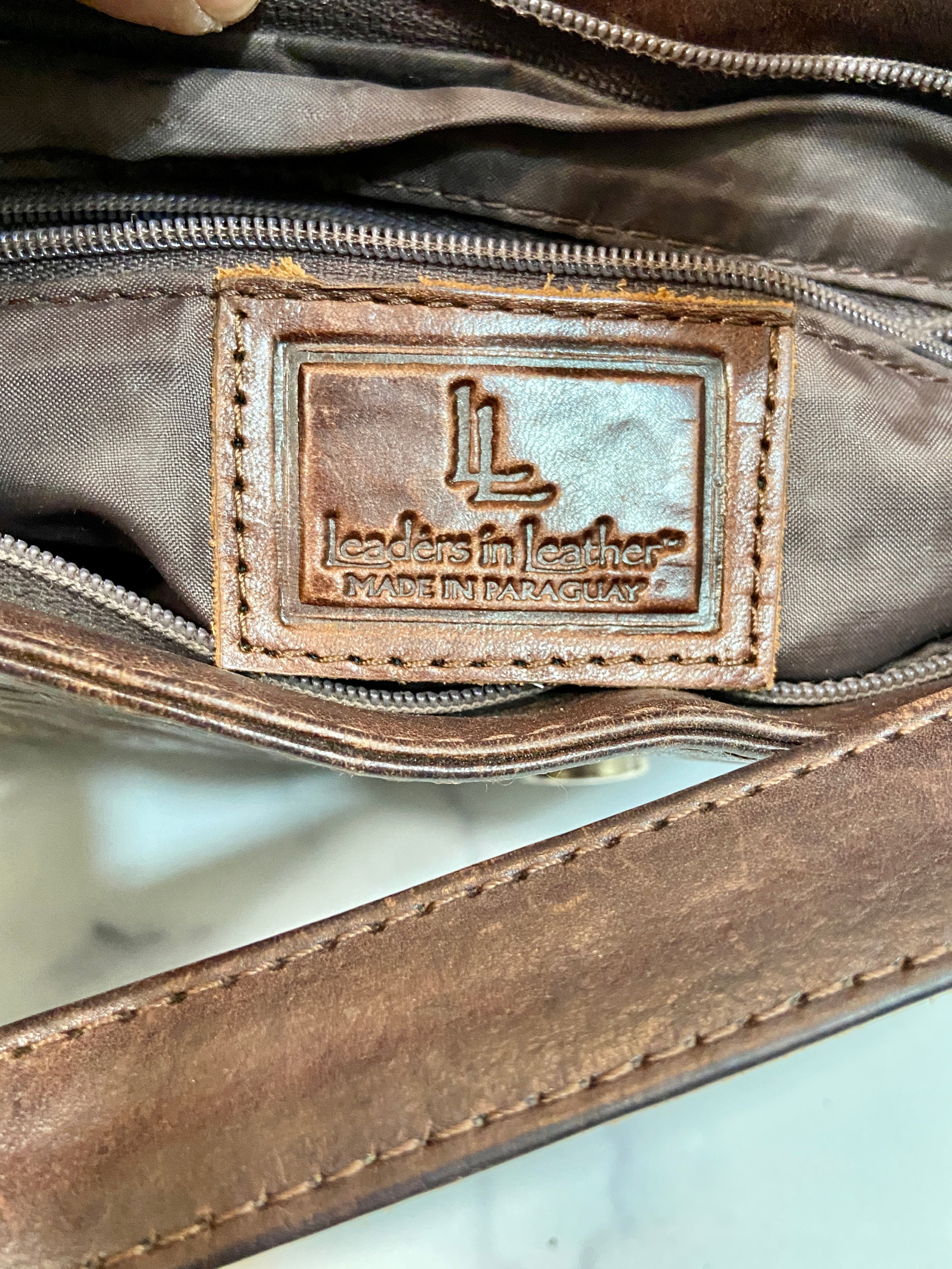 Vintage 70s Tan Leather Tooled Purse