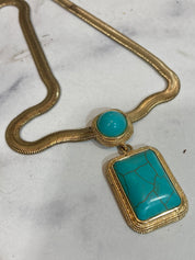 Vintage pendant choker