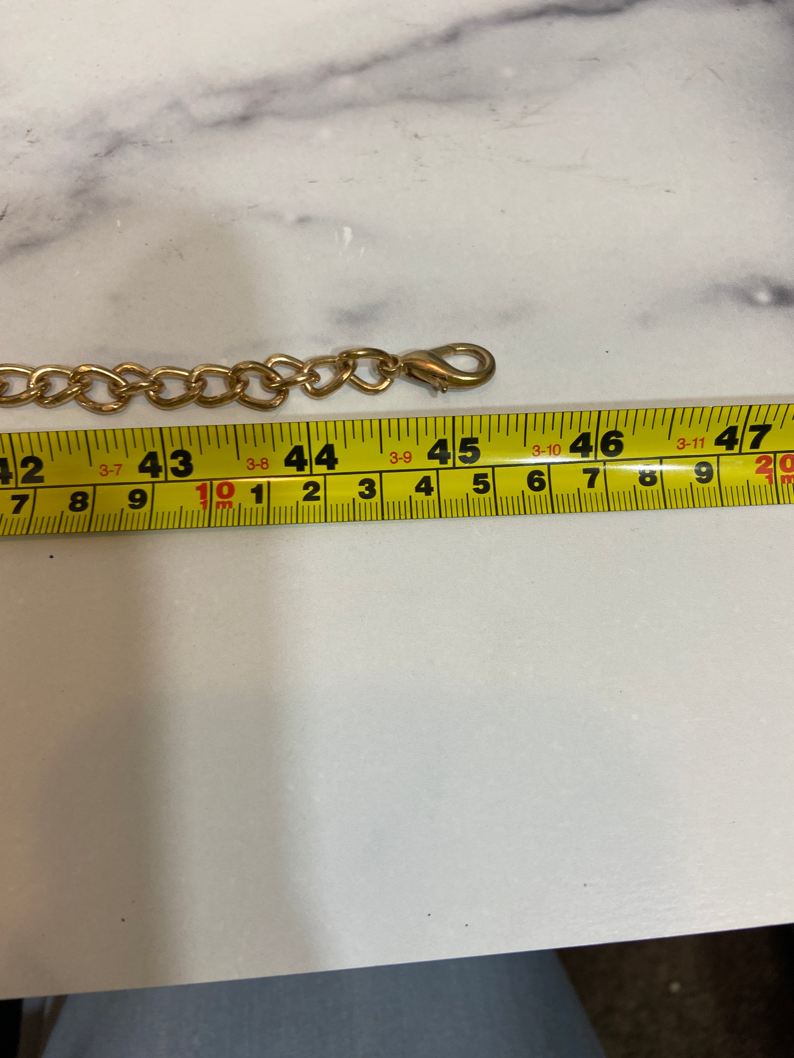 Cherry metal core chain belt