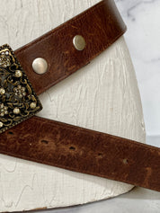 Vintage Women Leather Belt With Hollow Flower