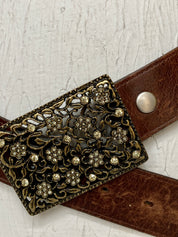 Vintage Women Leather Belt With Hollow Flower