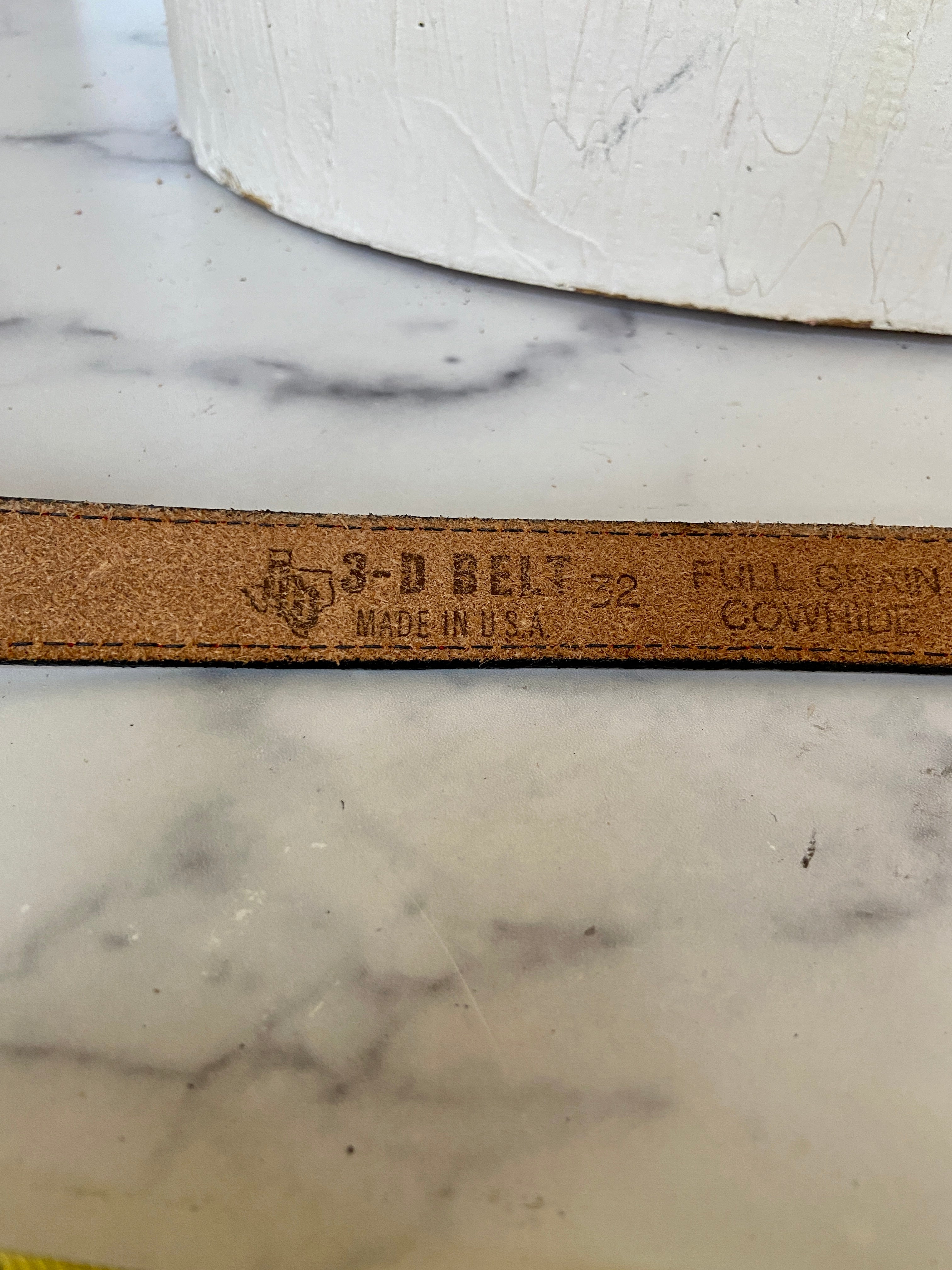 3-D red leather belt
