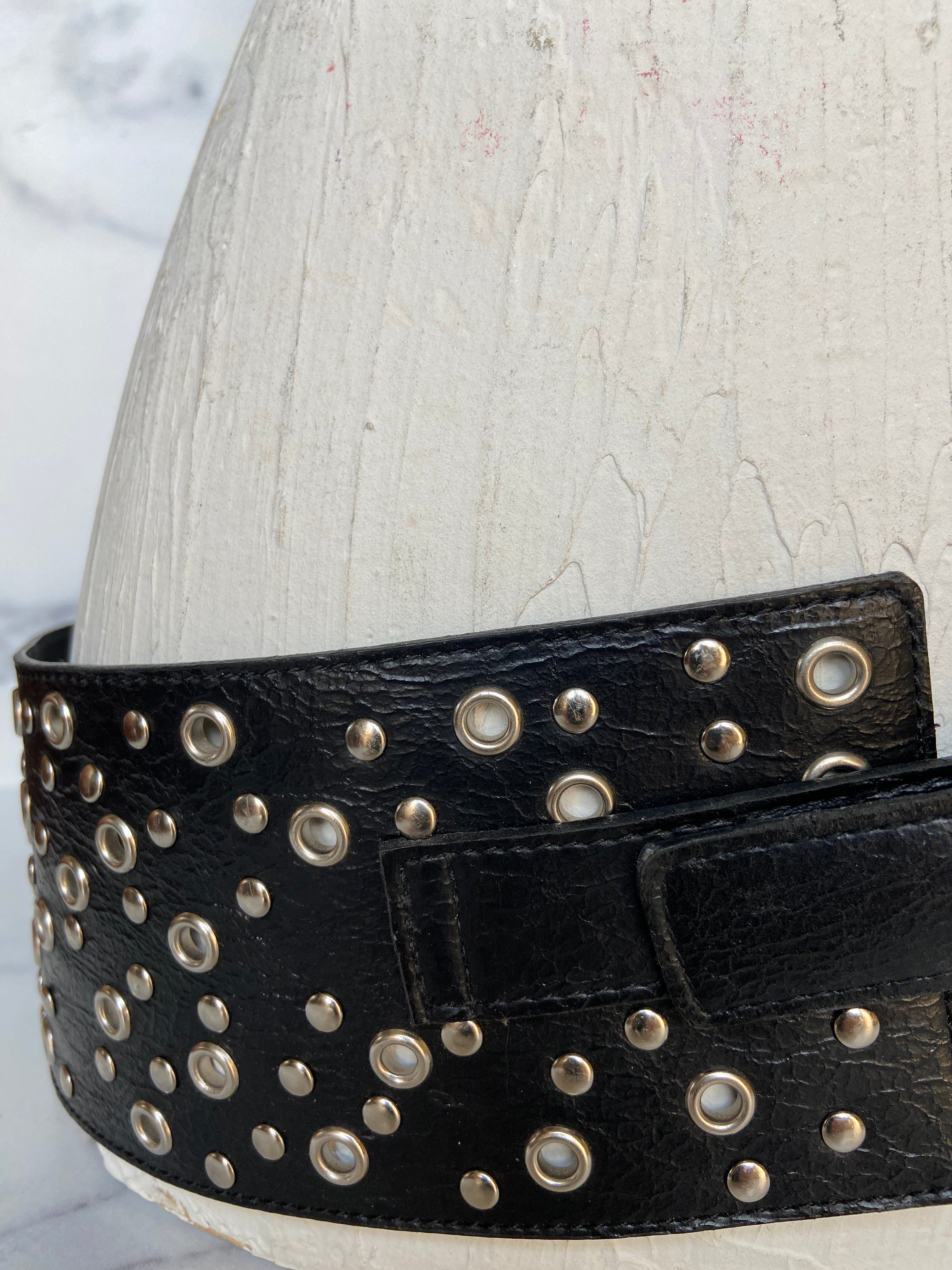 Black wide belt