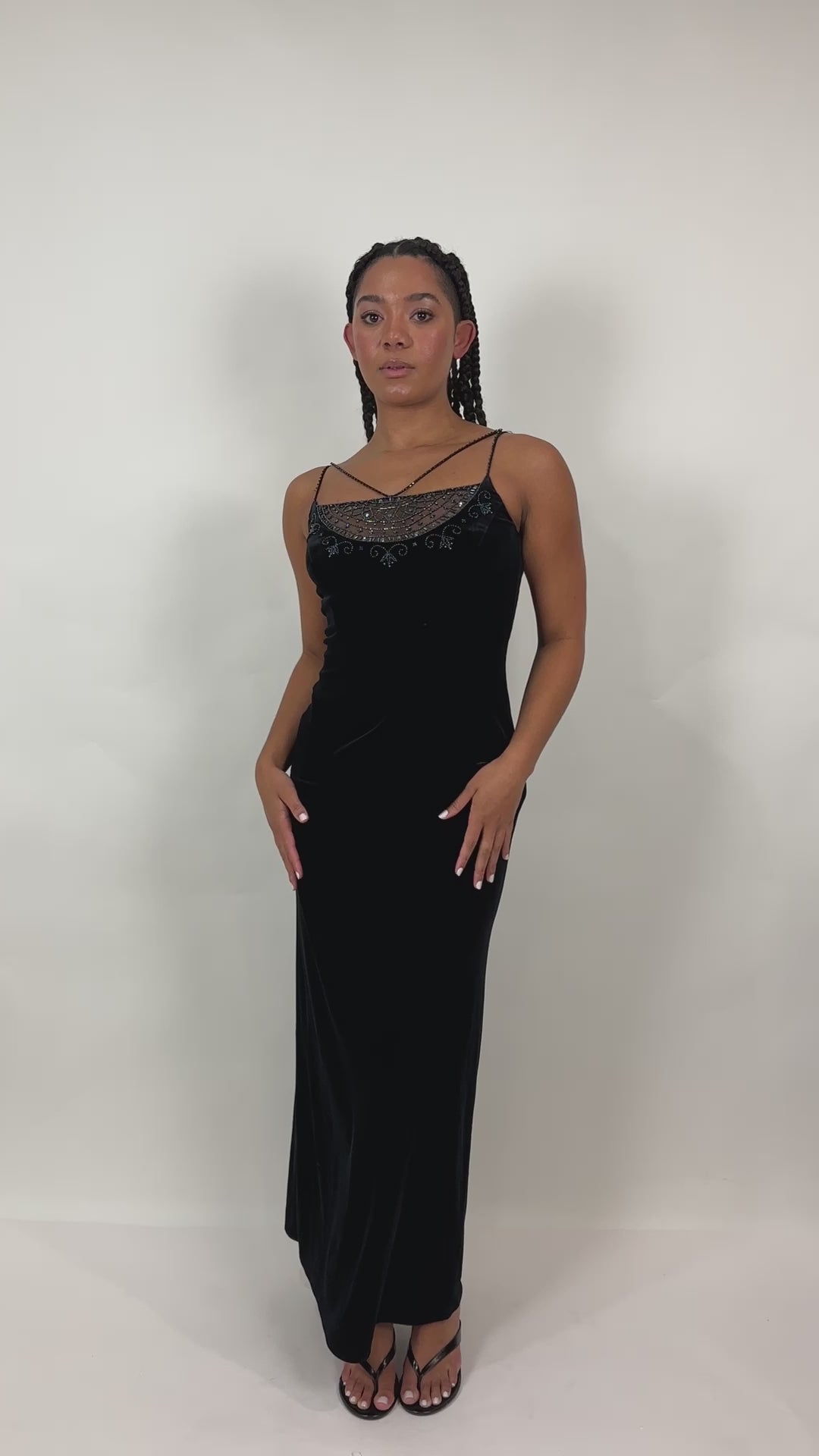 90s Noir Beaded Velvet Gown (M)