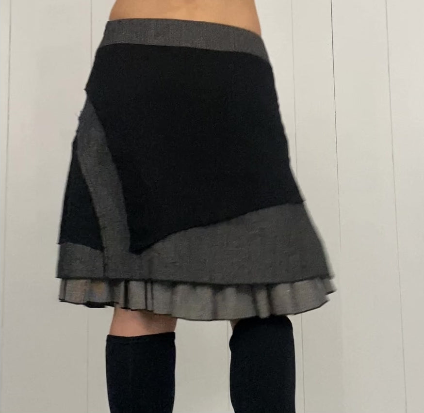 French Funky Layered Skirt (XS)