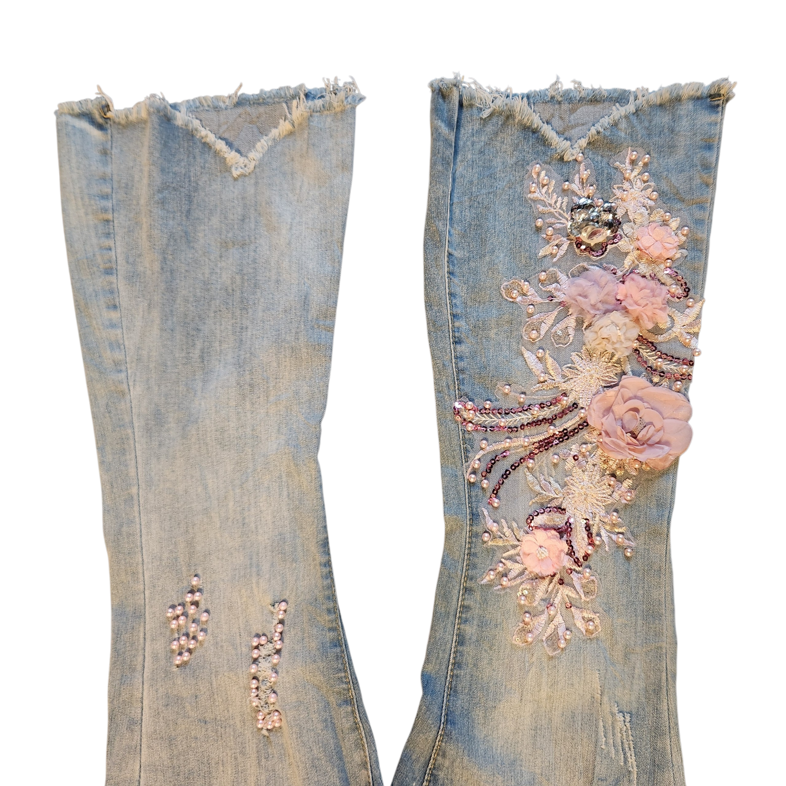 Y2k Embellished Light Wash Jeans (M)