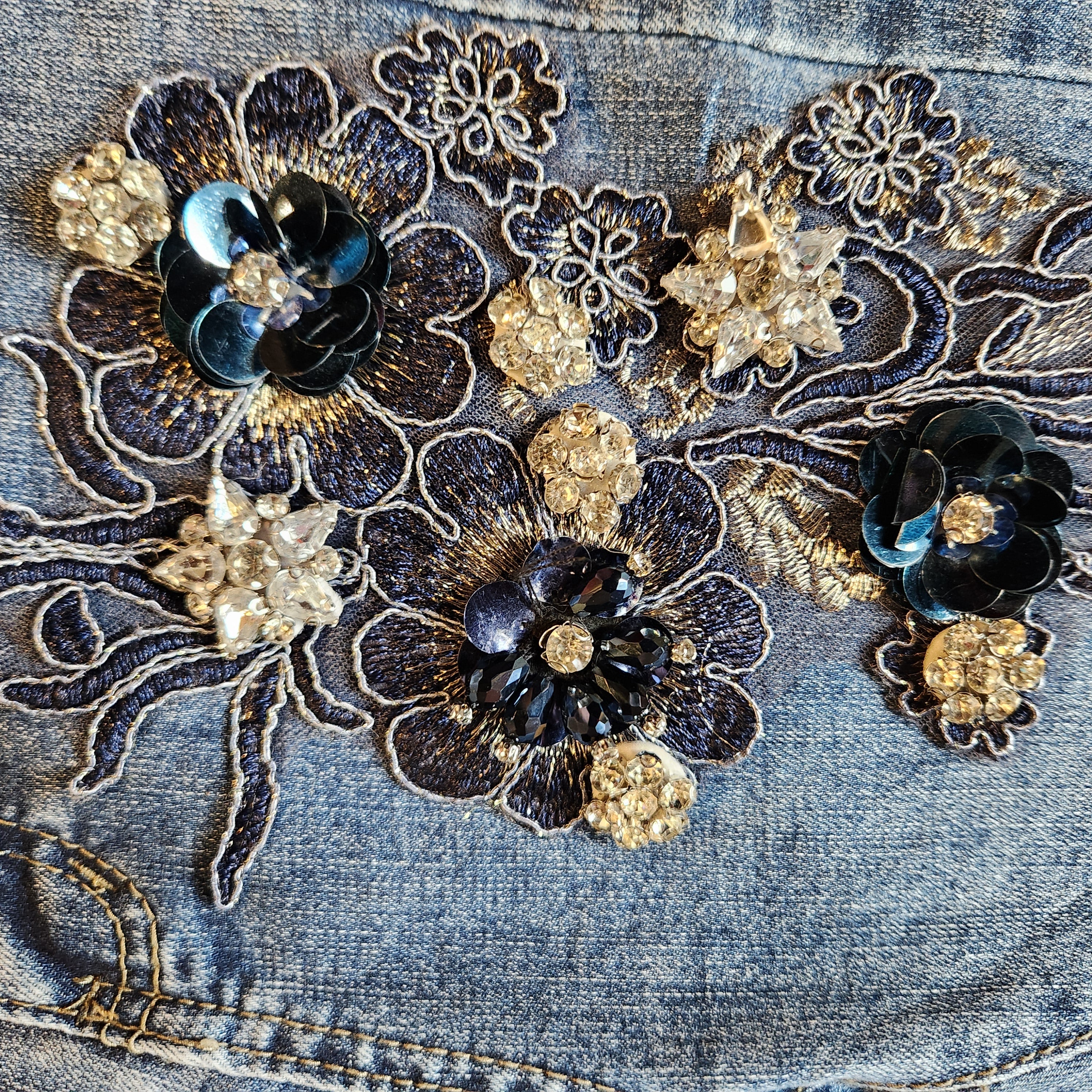 Floral Sequin Flare Jeans (M/L)