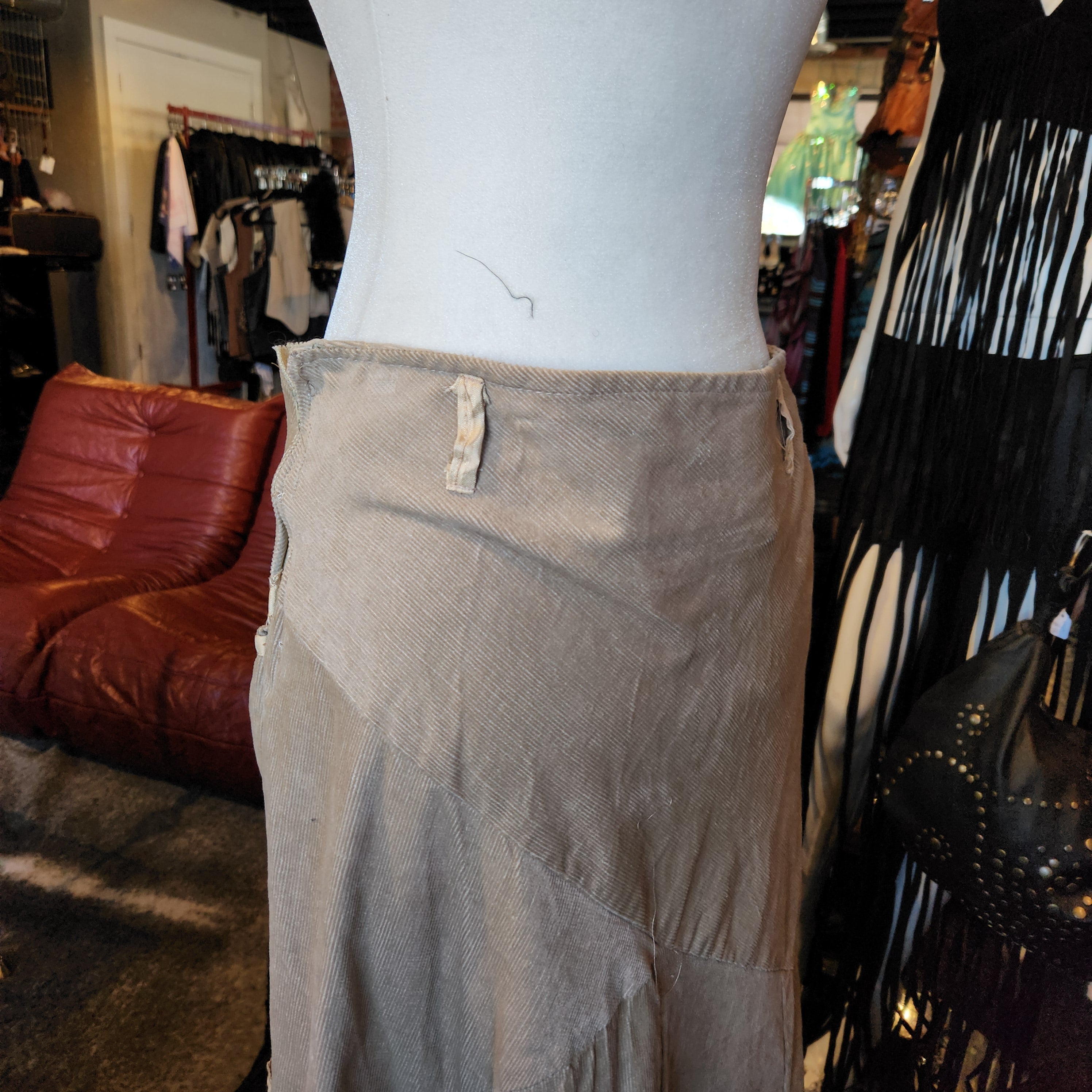 Bedaya Flowy Skirt (L)