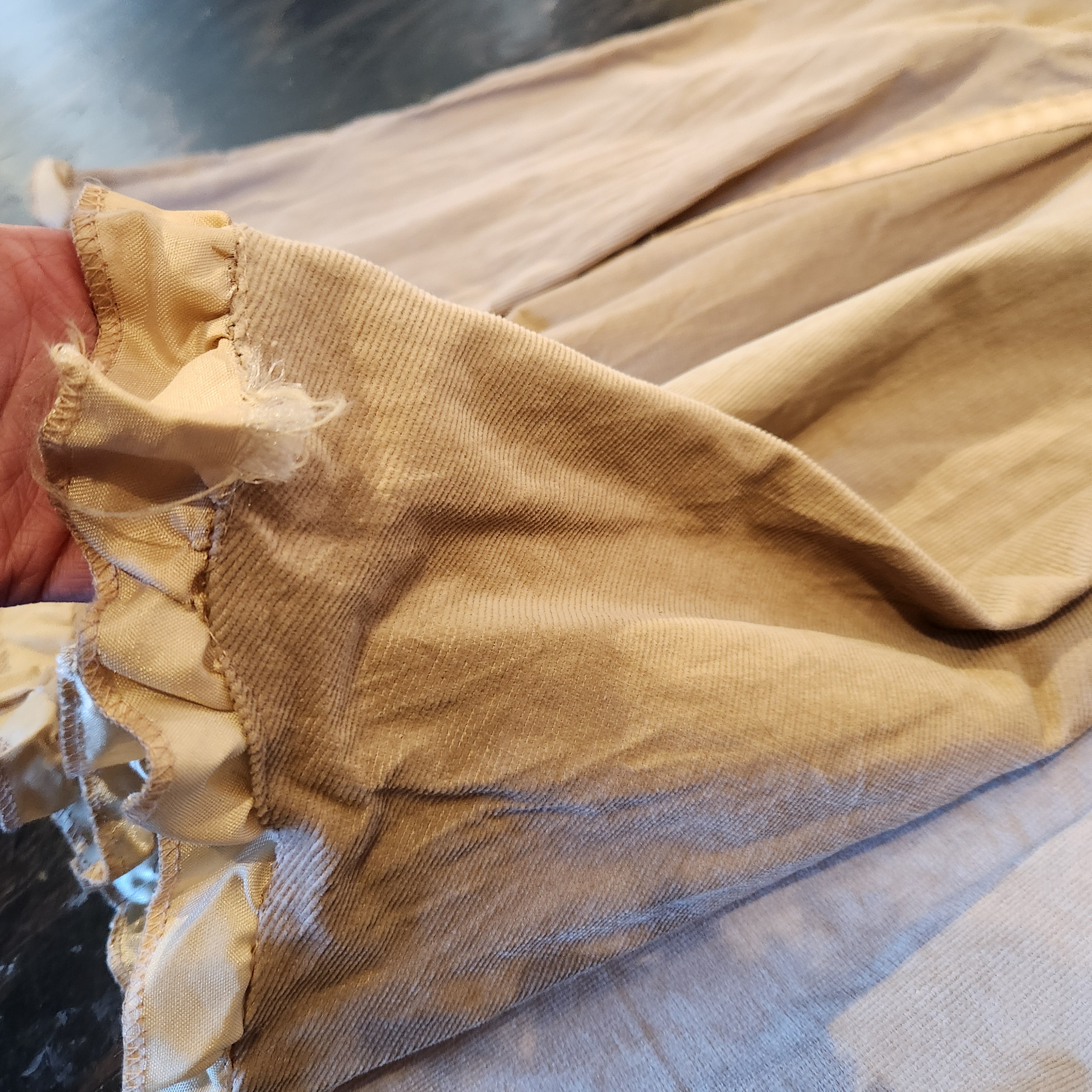 Bedaya Flowy Skirt (L)