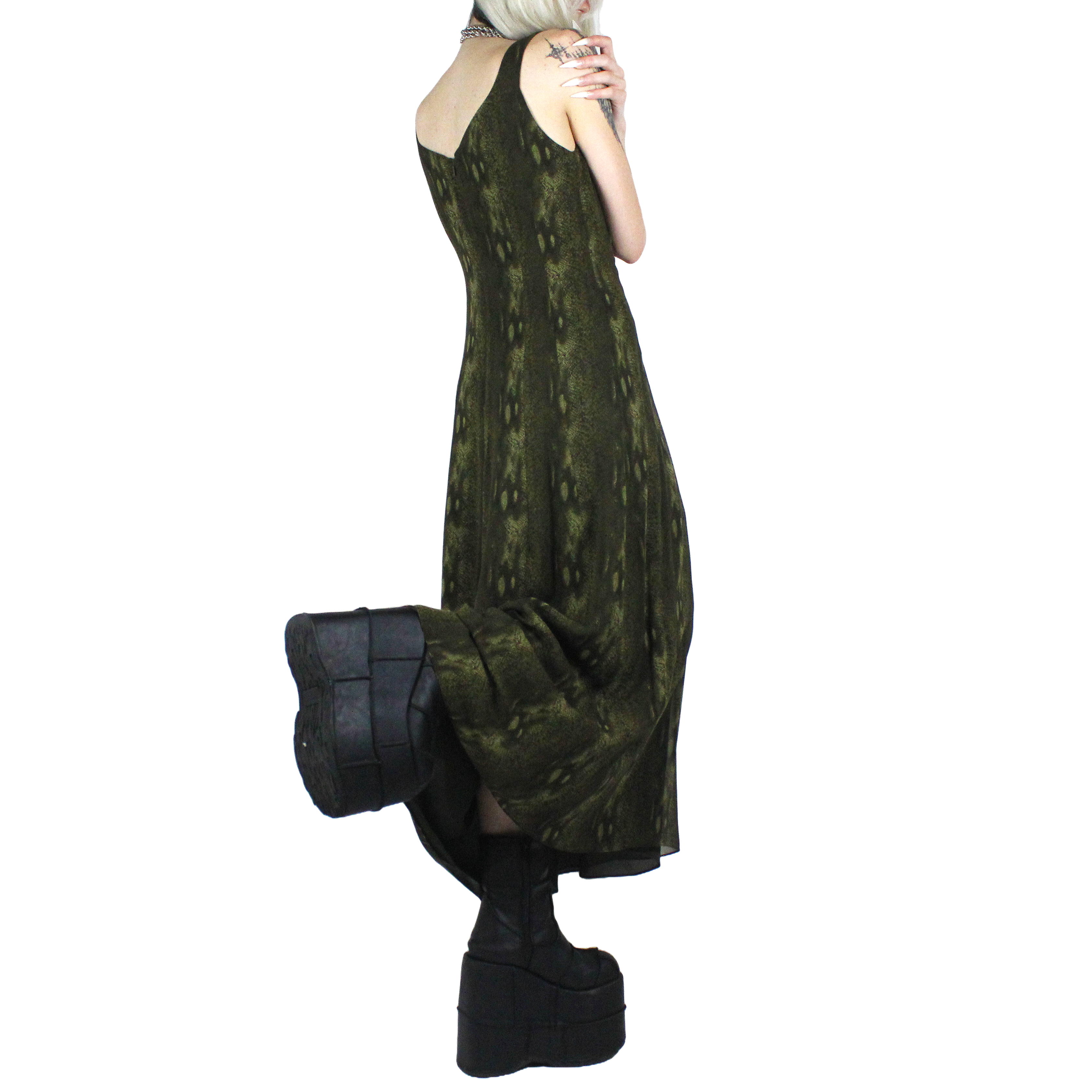 silk_snakeskin_dress_2w.png