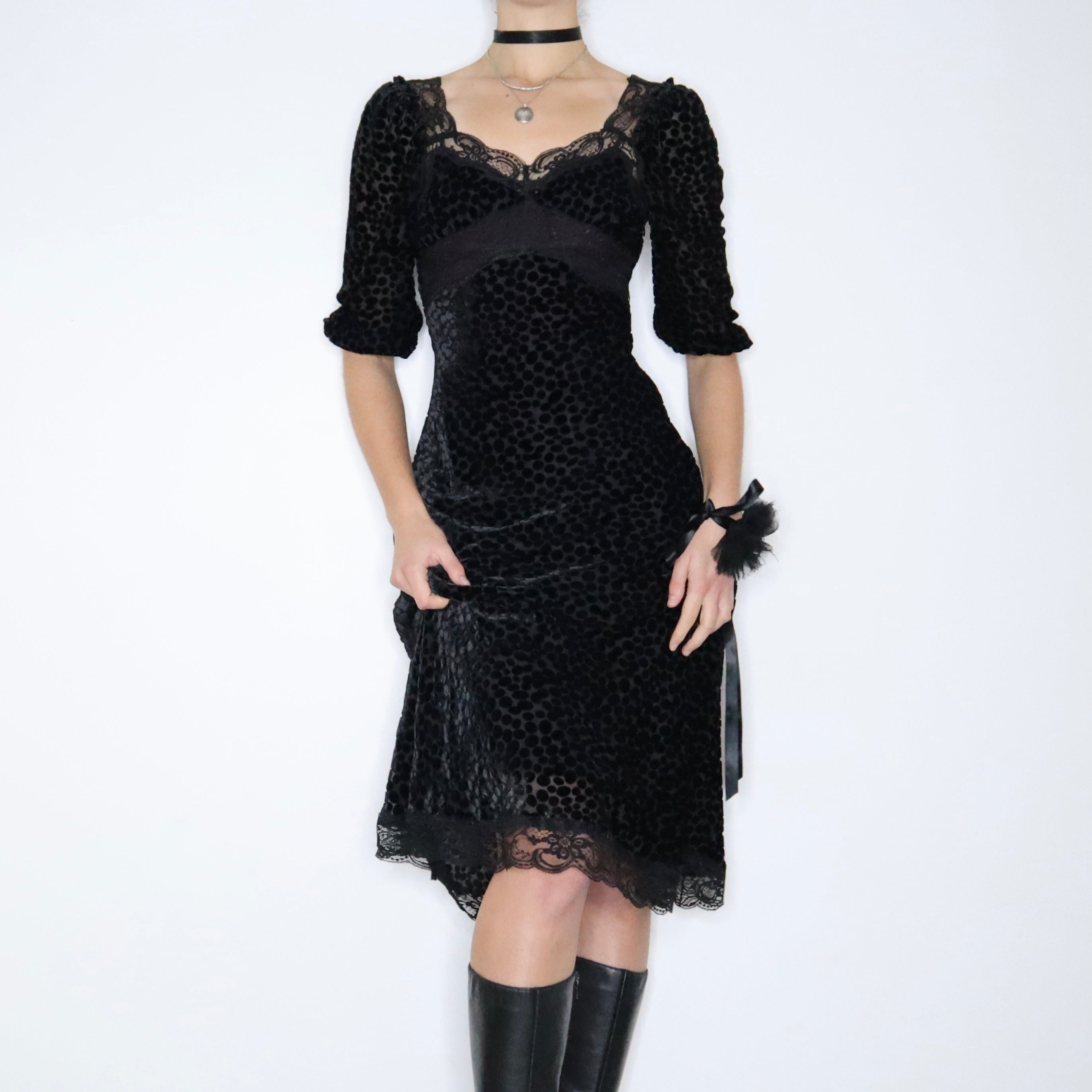 90s Romantic Black Midi Dress (S)