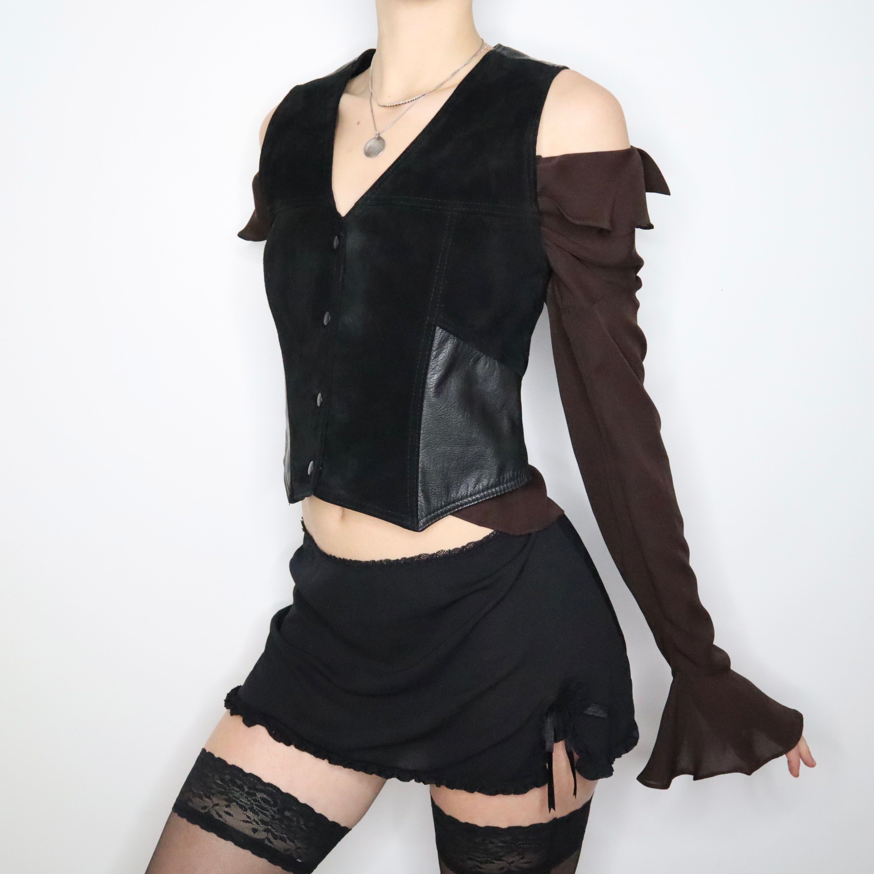 90s Black Leather and Suede Western Vest (S/M)