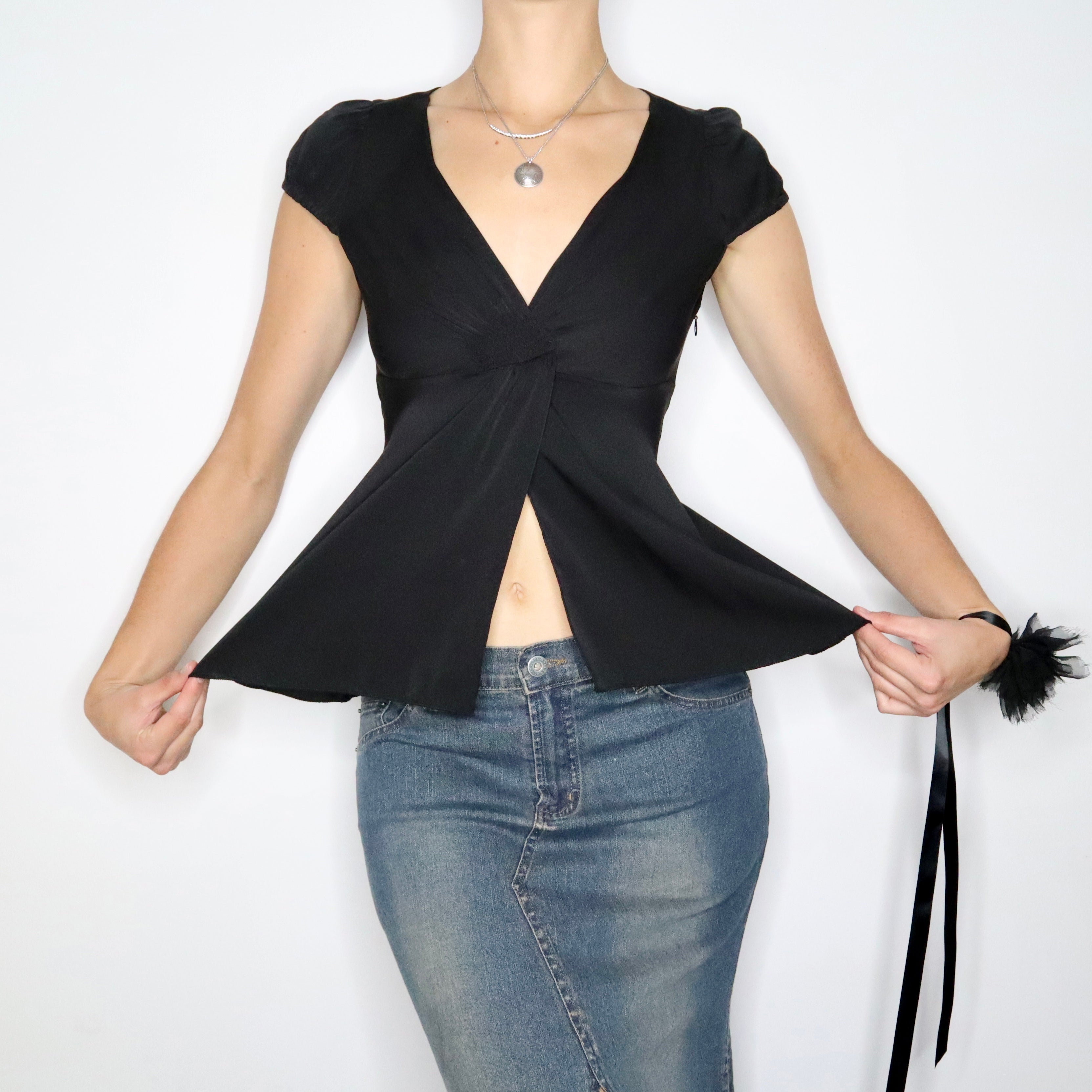 Vintage Y2K Elie Tahari Black Silk Babydoll Blouse (XS)