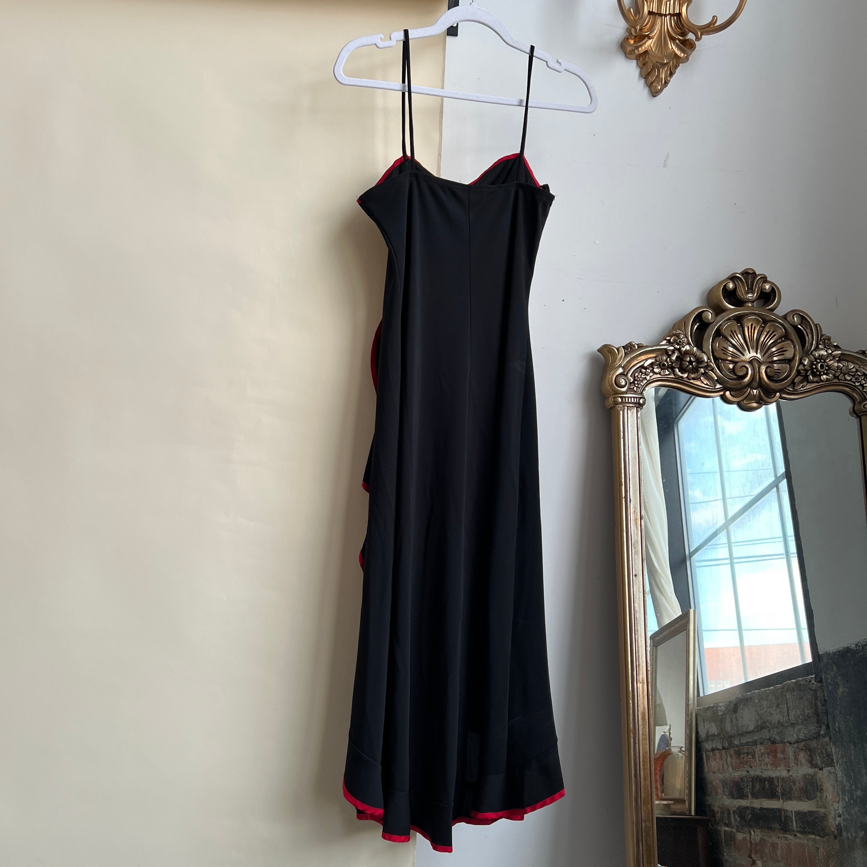 Vintage 90s black & red ruffle midi dress (M/L)