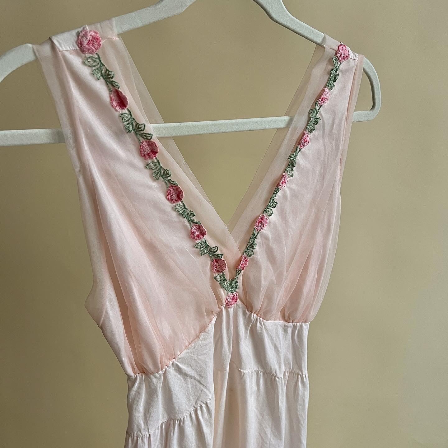 Vintage 50s pink cotton maxi slip (M)