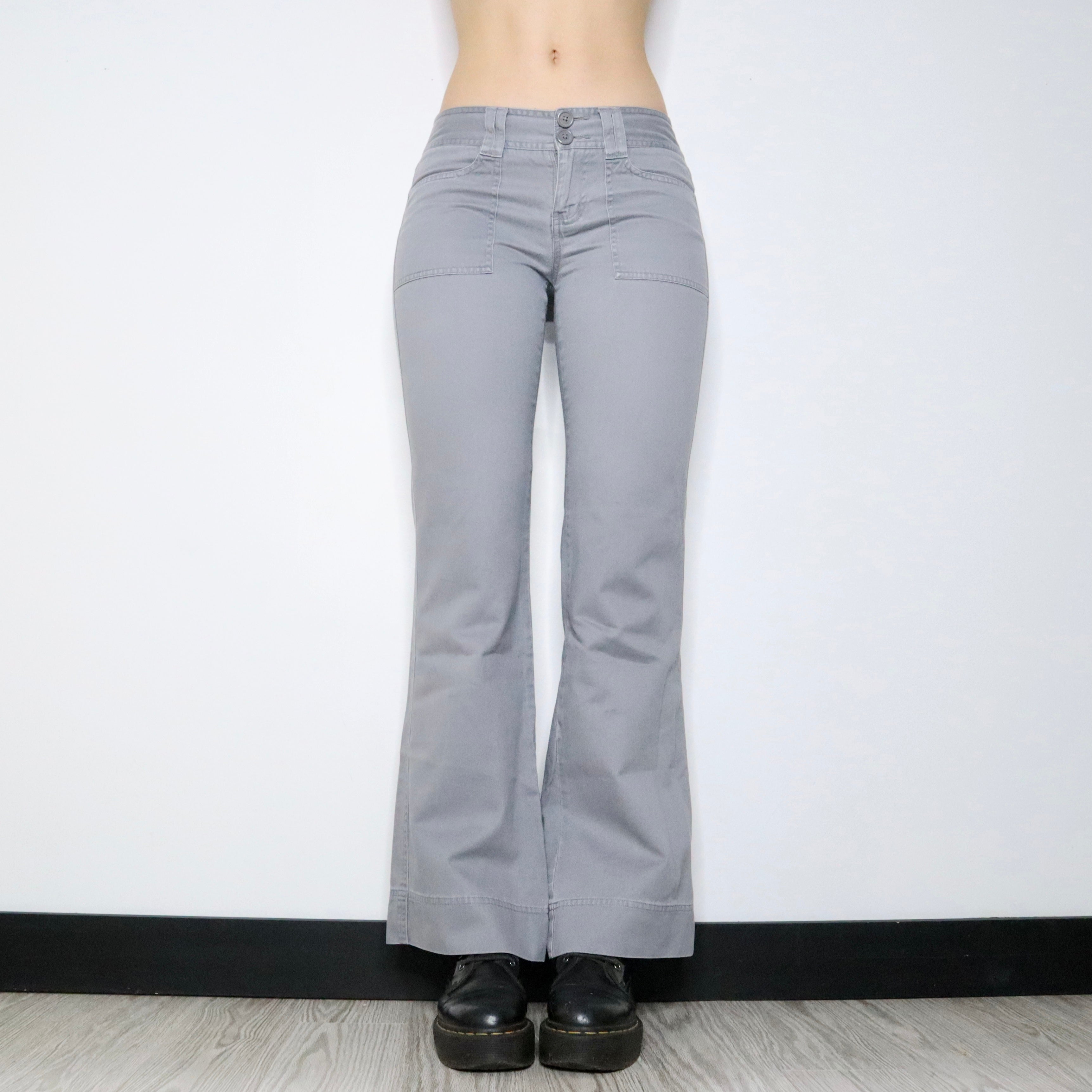 Y2K Light Gray Low Rise Cargo Pants (S)
