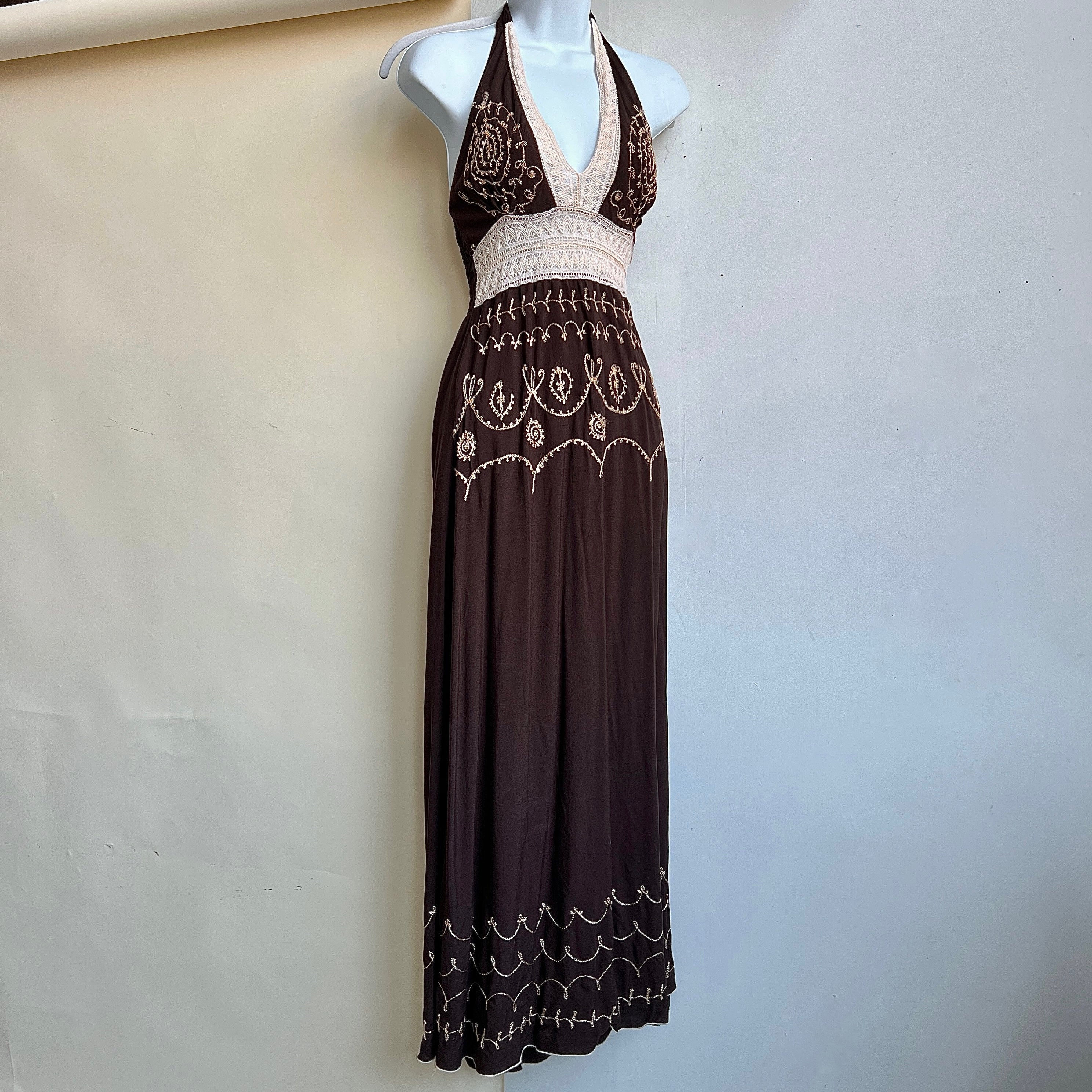 Brown embroidered crochet halter maxi (S/M)