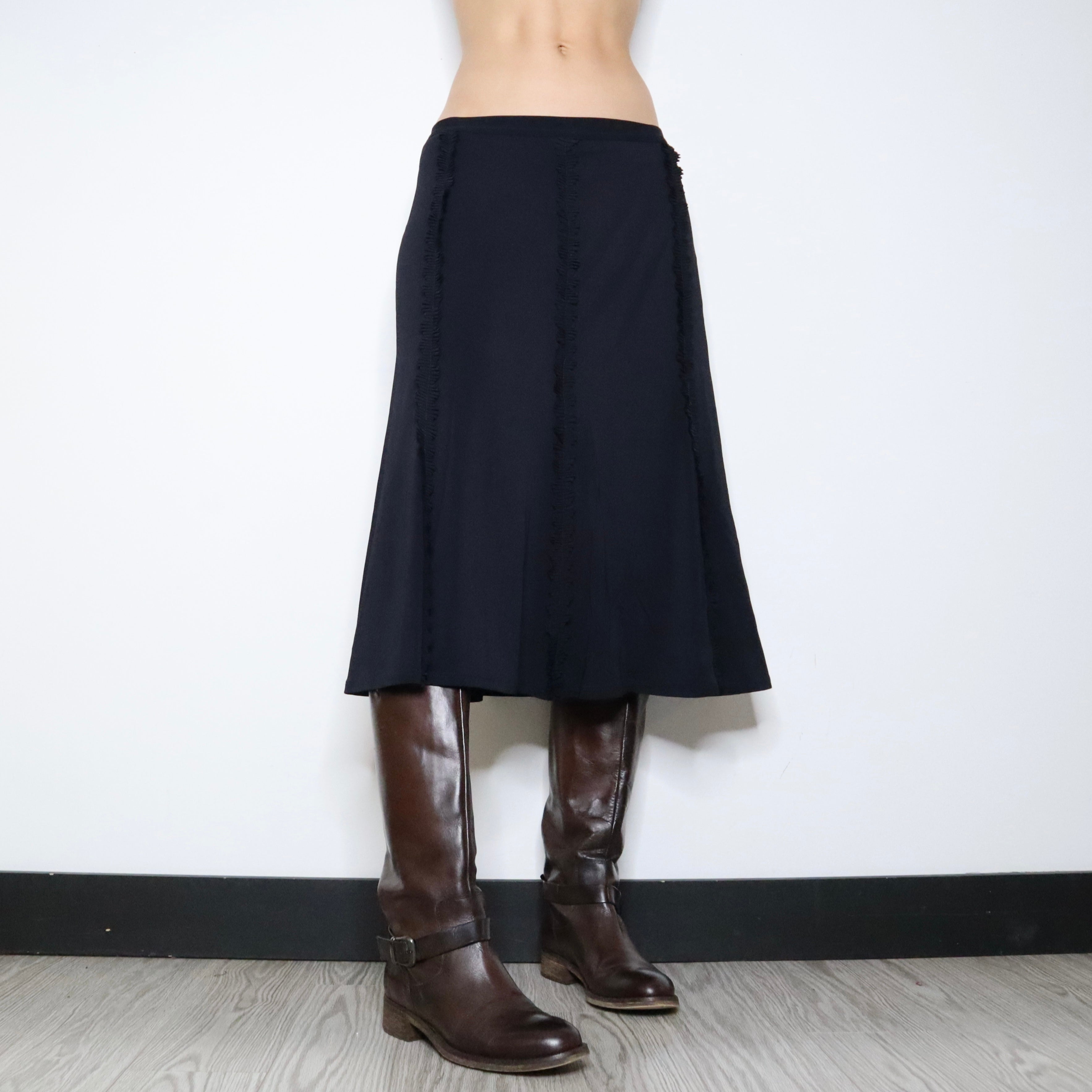 Max Mara Black Midi Skirt (Large)