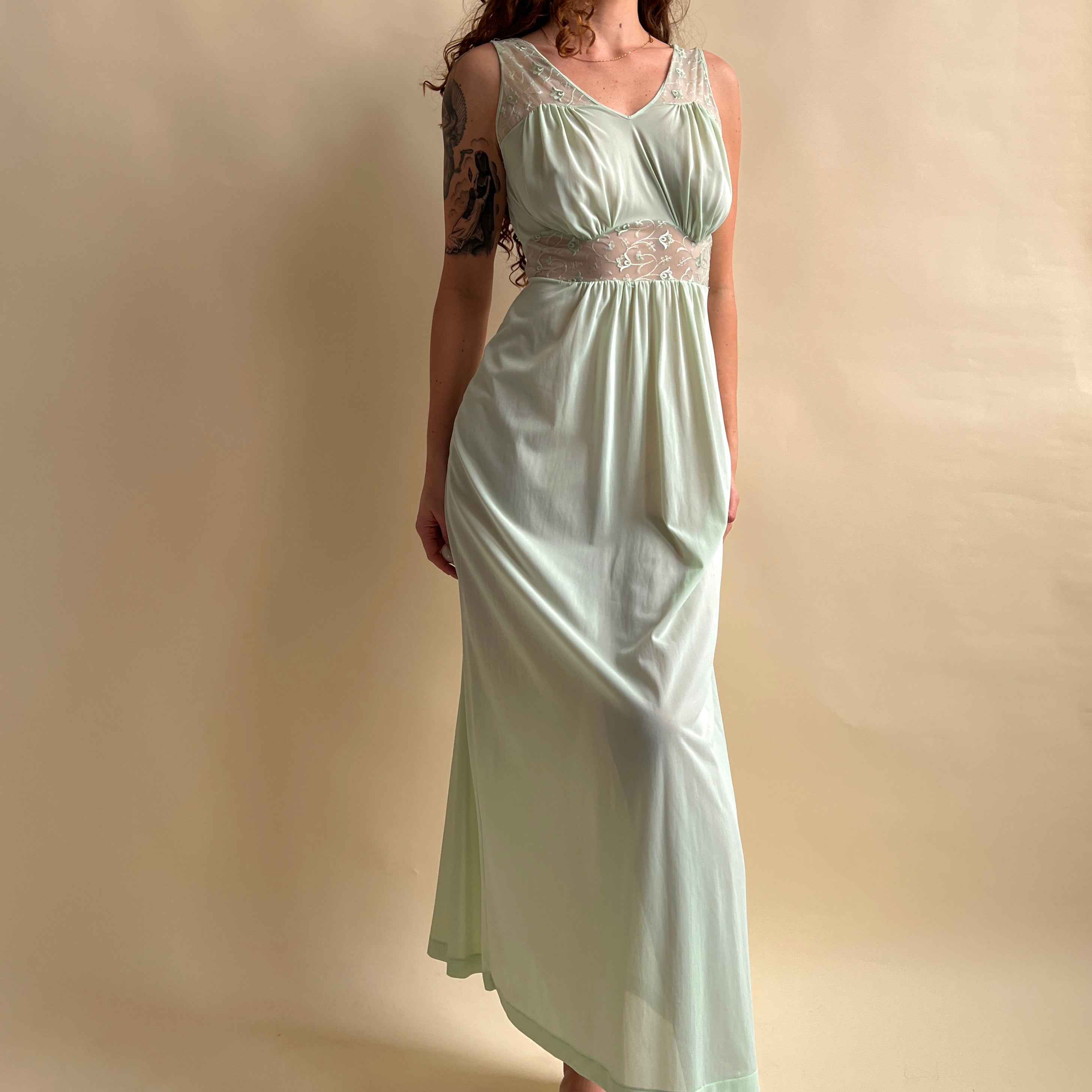 Vintage 50s pastel green maxi slip (M)I