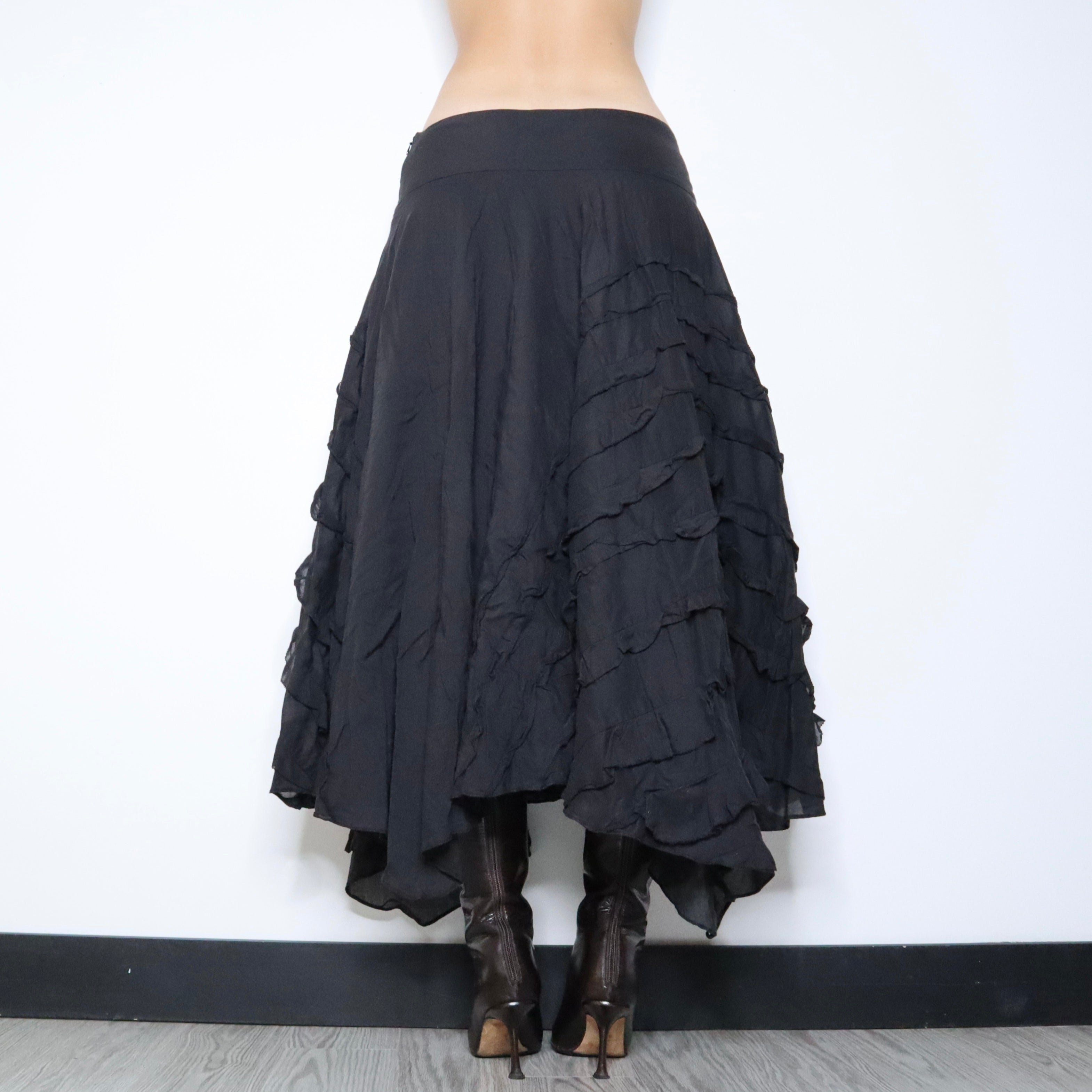 90s DKNY Whimsigoth Maxi Skirt (M)