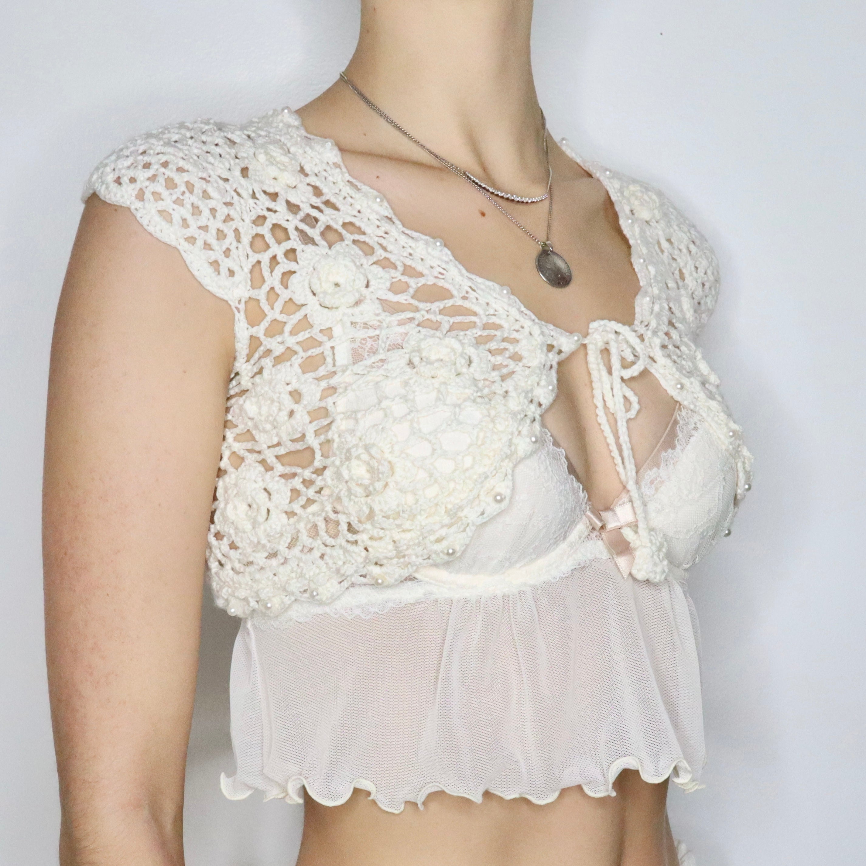 90s White Crochet Flower Bolero (XS)