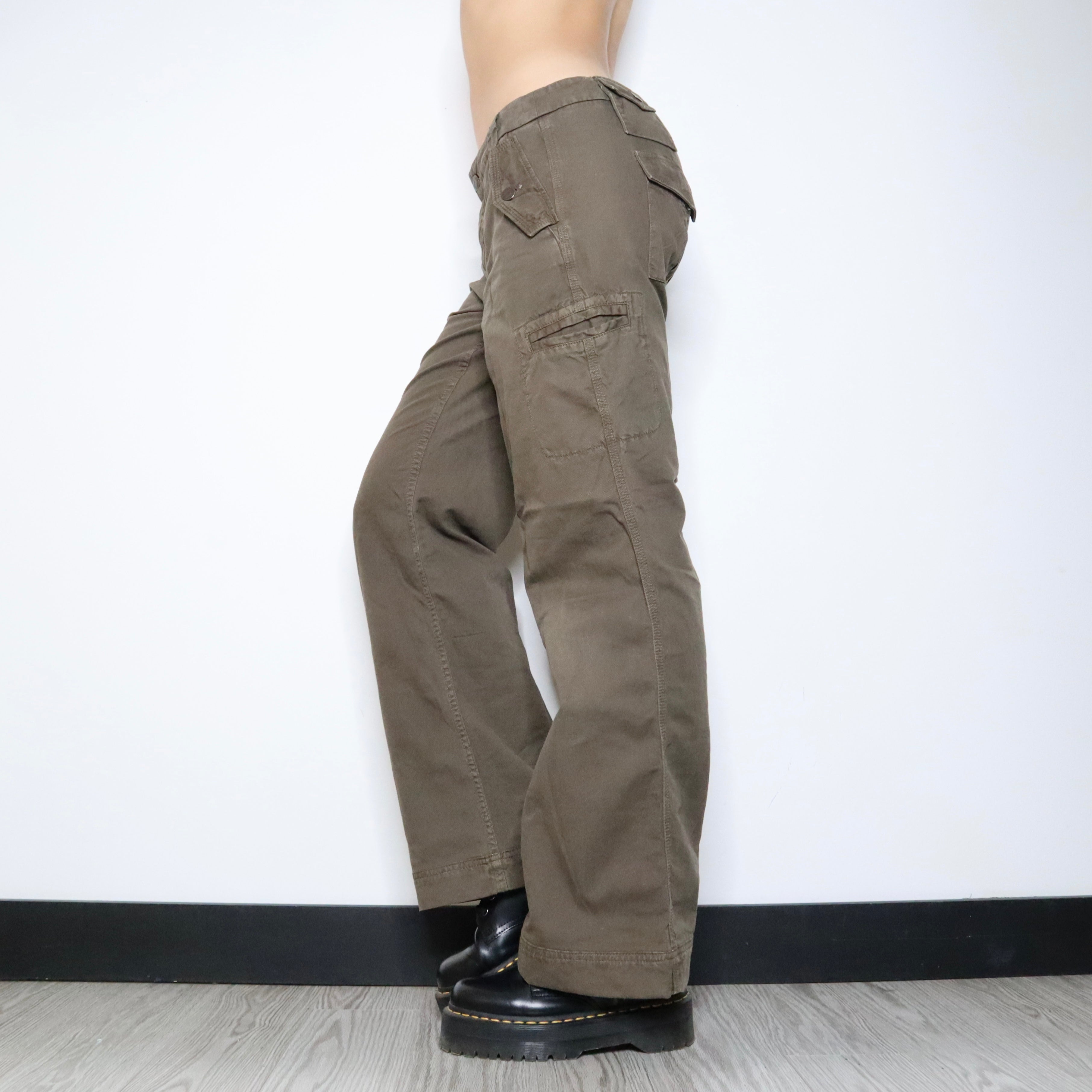 Y2K Baggy Khaki Cargo Pants (M)