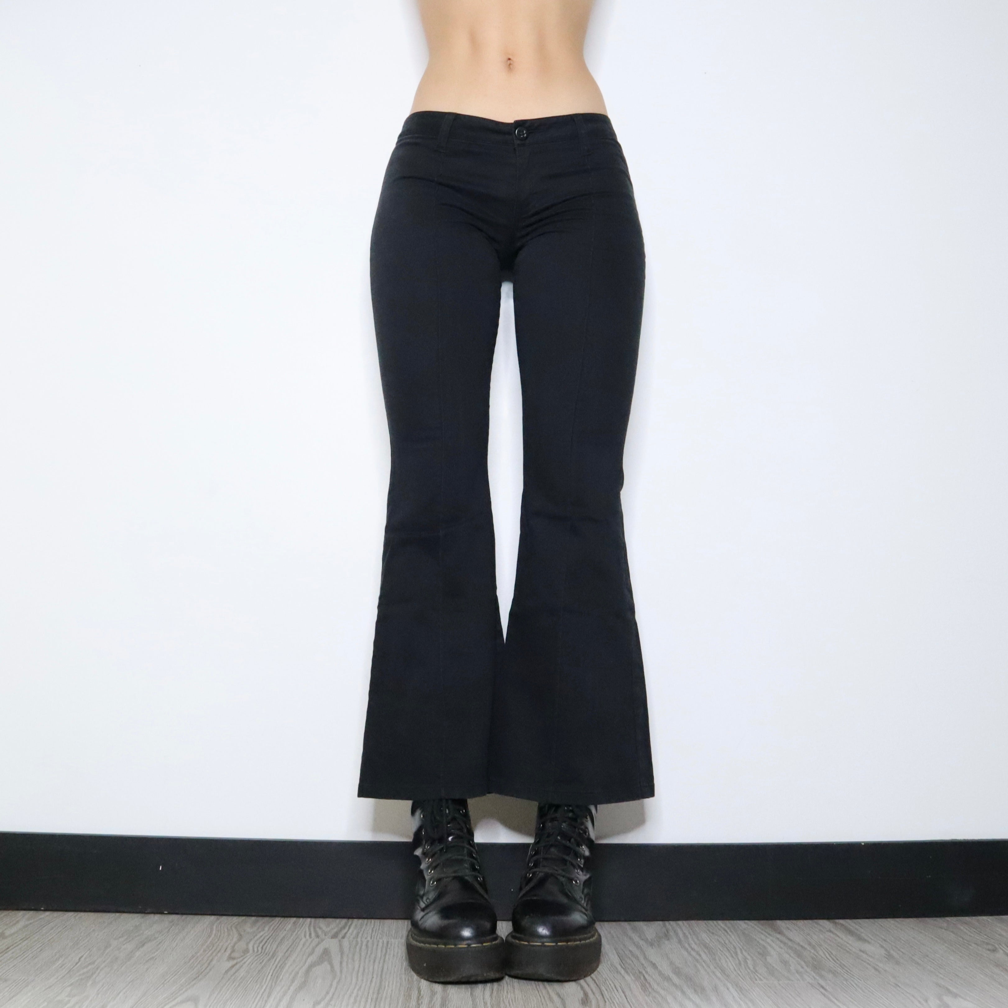 Vintage Y2K Black Low Rise Flare Pants (Small)