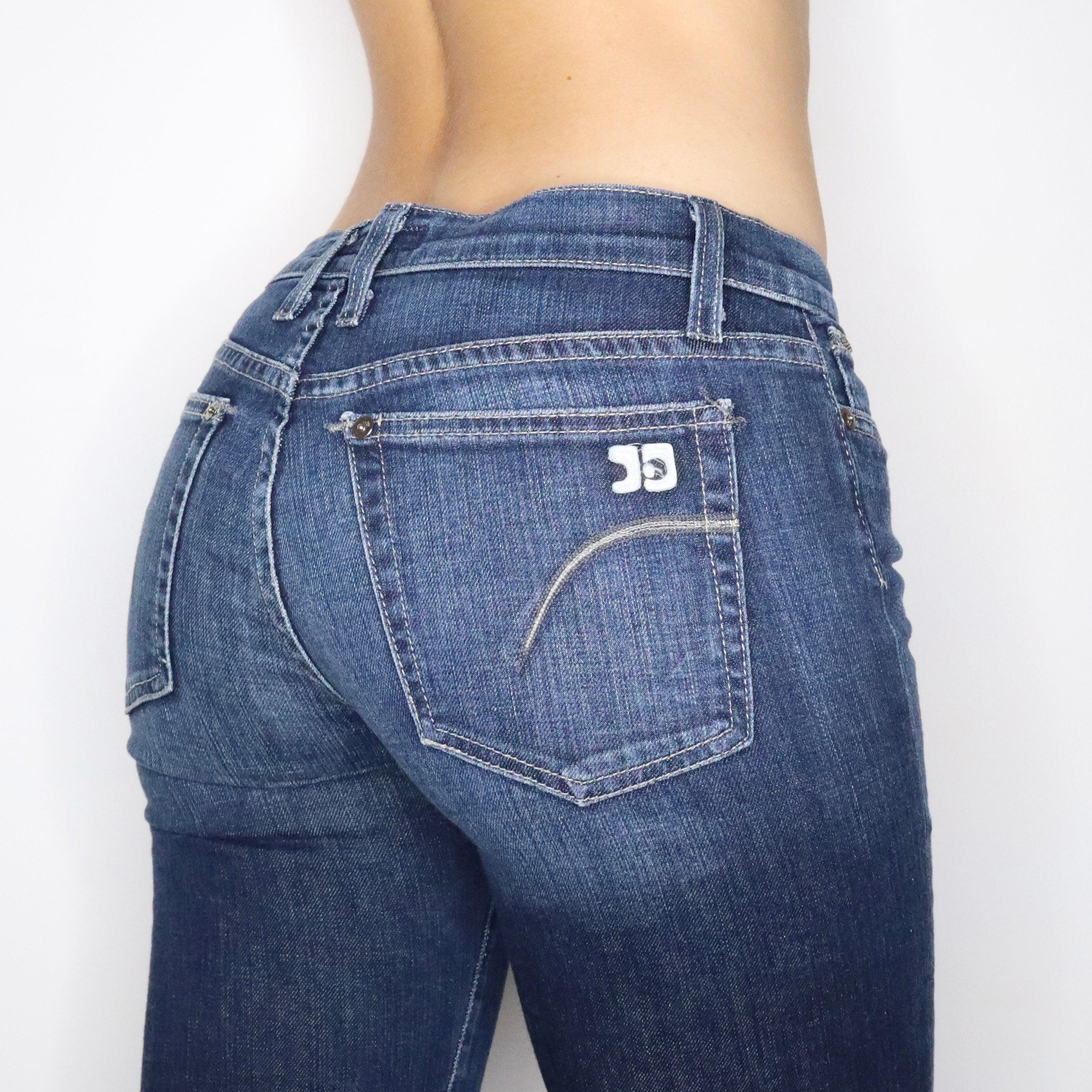 Vintage Y2K Low Rise Flare Jeans (Small)