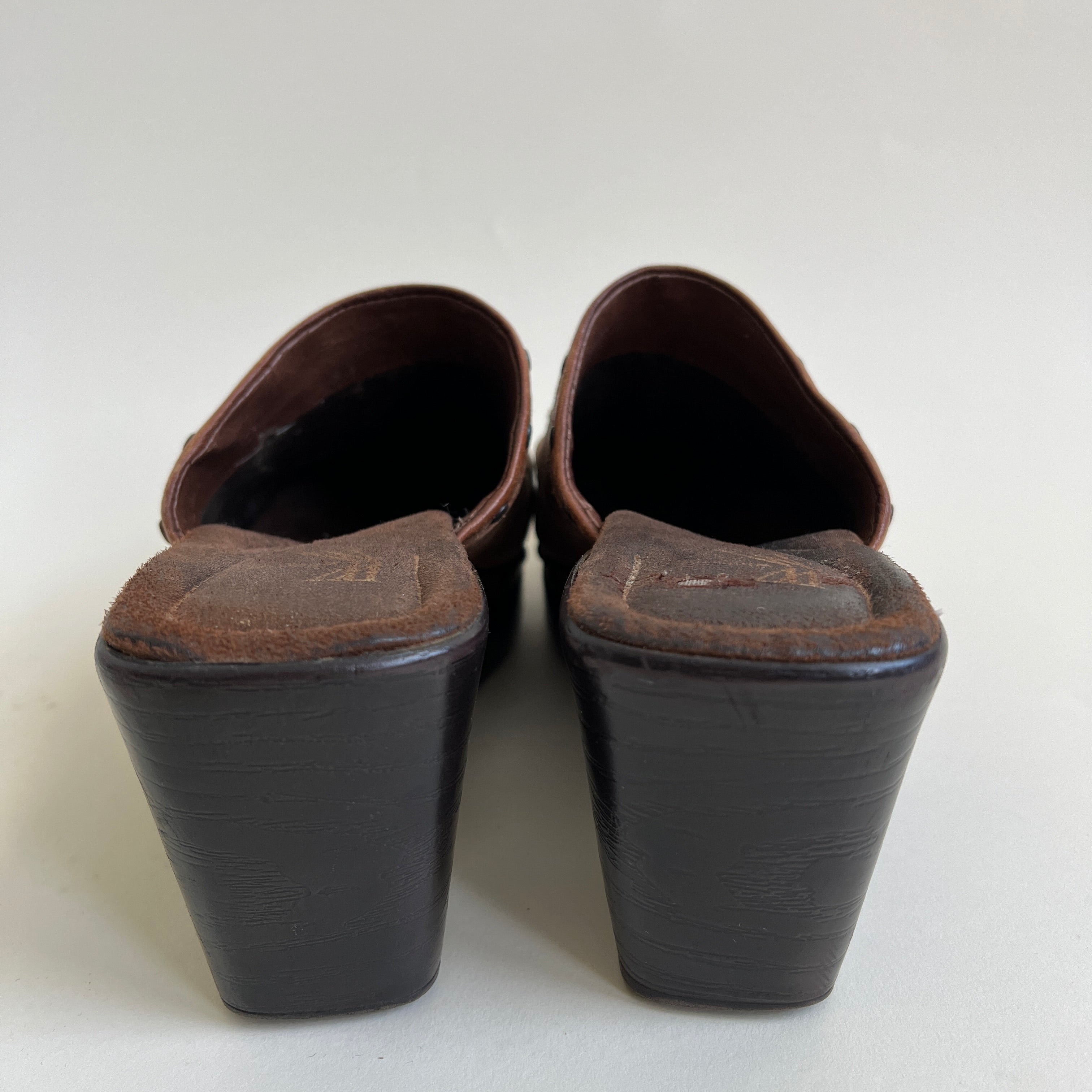 Leather flower clogs - 9