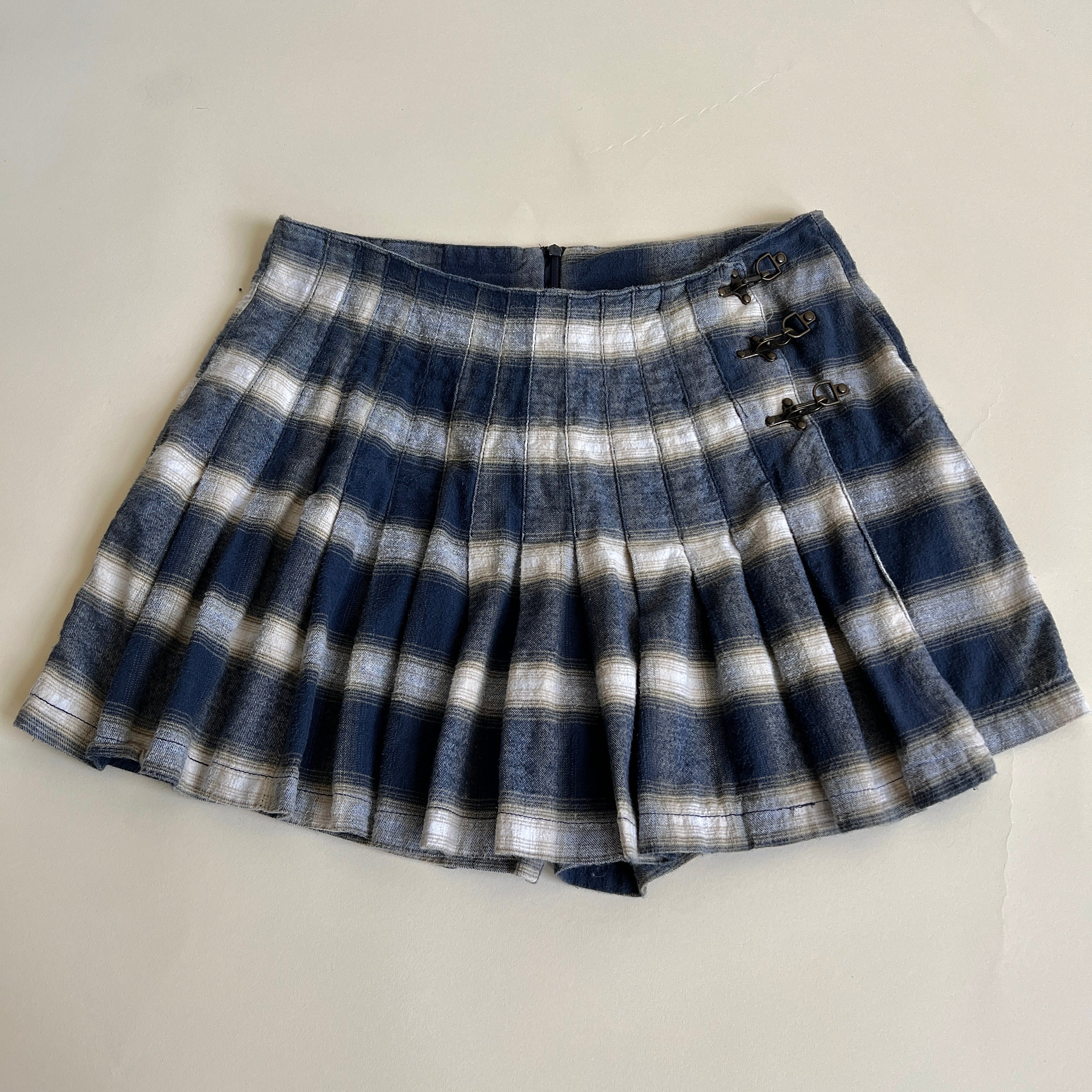 Vintage 90s plaid pleated mini skort - M