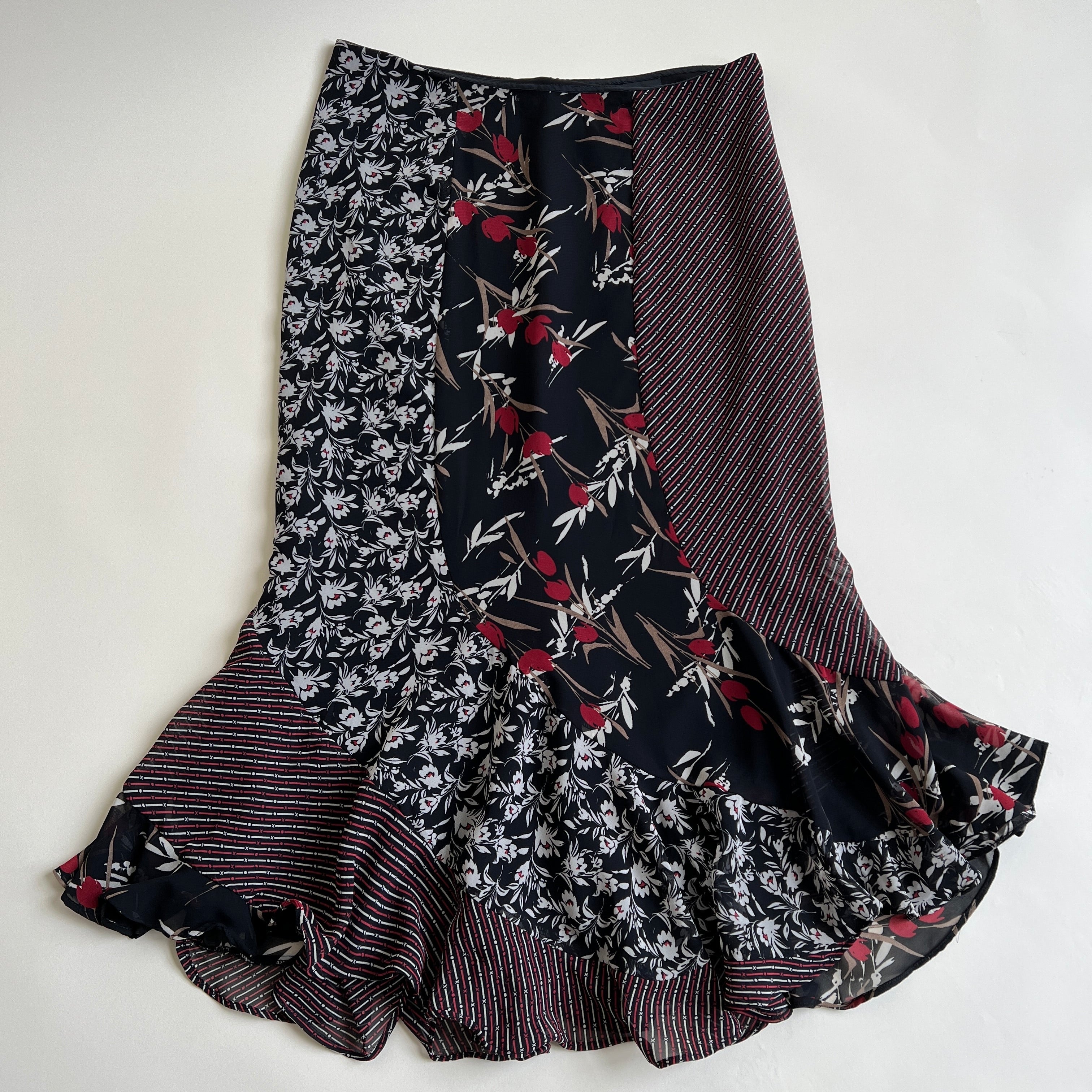 Vintage 90s floral patchwork midi skirt -M/L