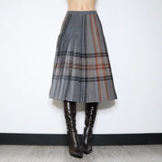 60s Pleated Plaid Maxi Skirt (S/M)