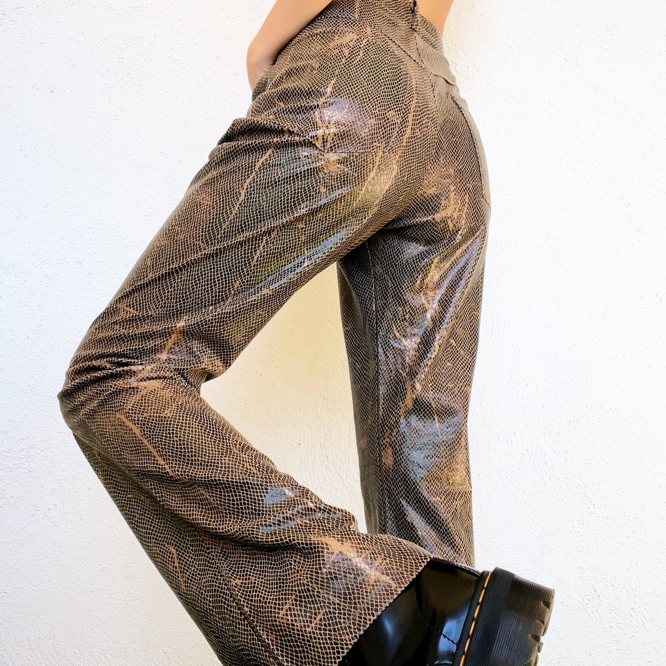 90s Faux Snakeskin Pants (M)