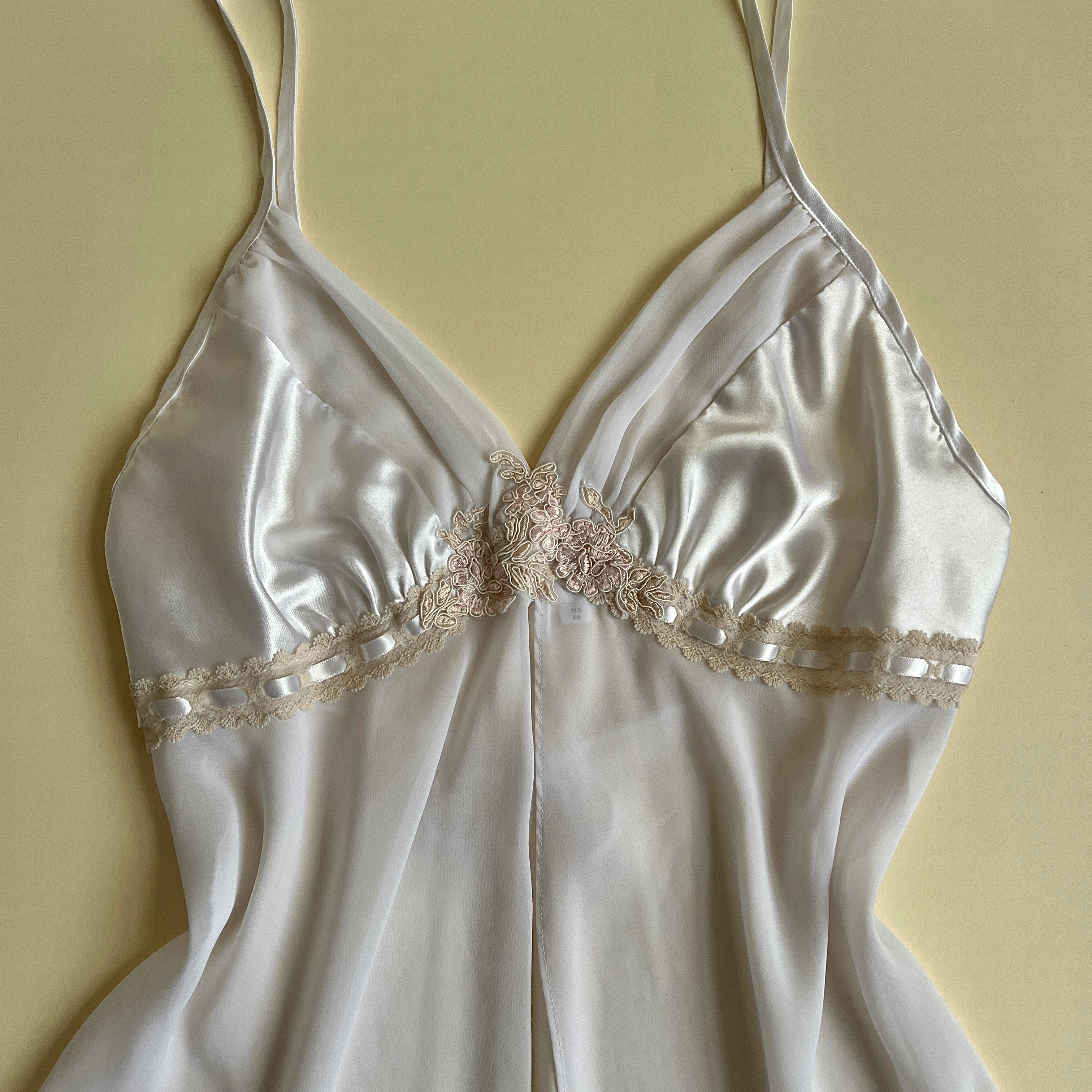 00s white satin slit cami top (M)