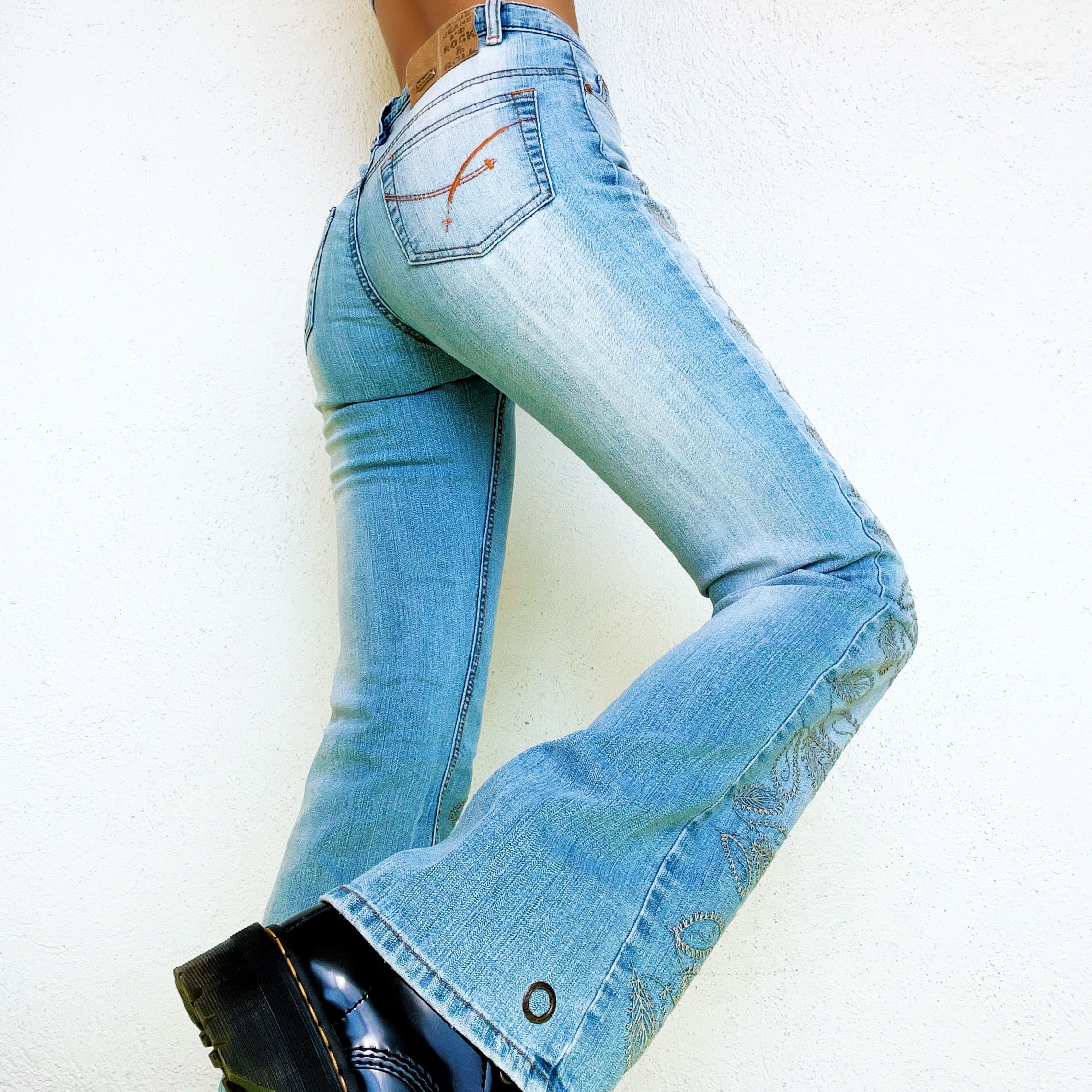 Early 2000s Dollhouse Jeans (XS)