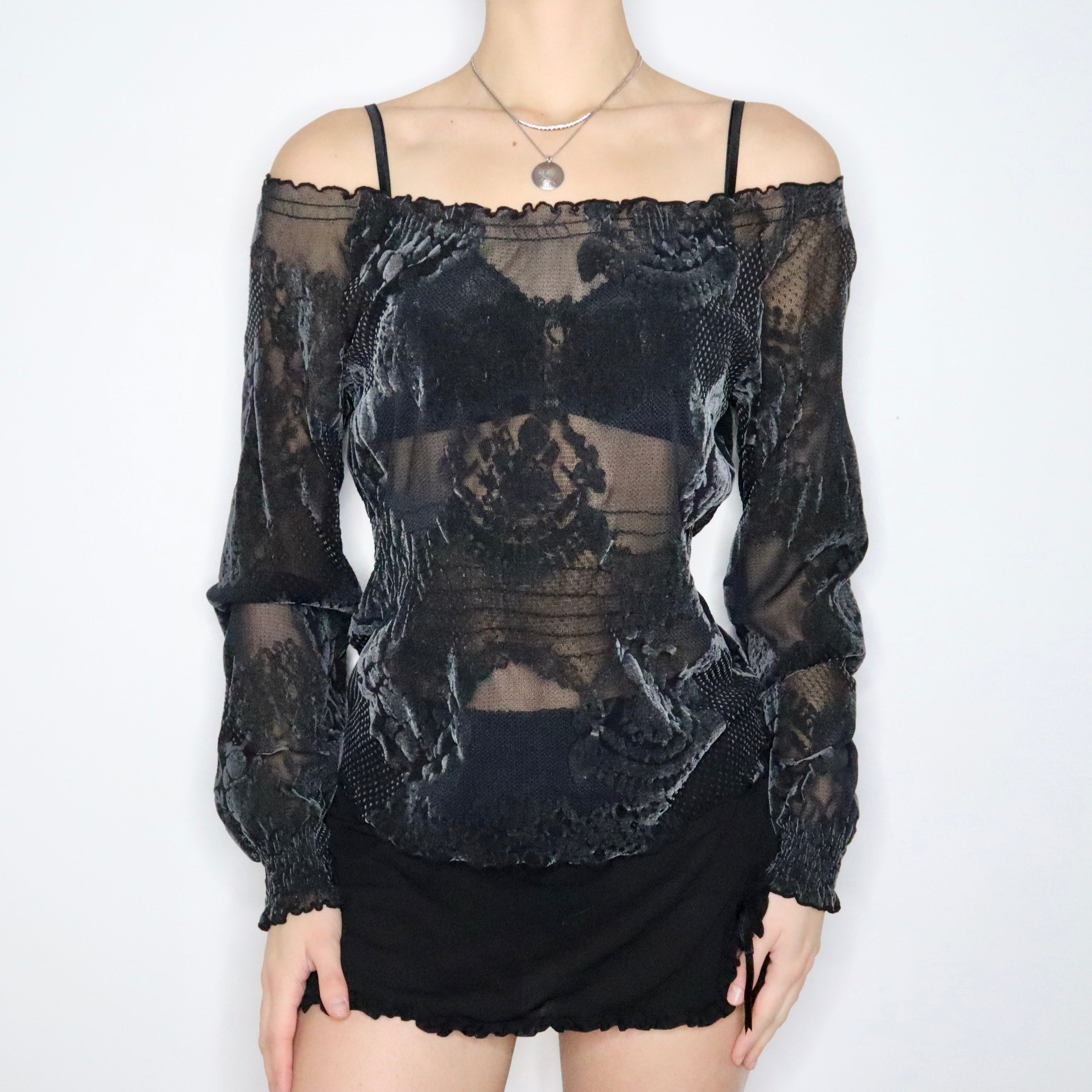 Y2K GUESS Mesh Off the Shoulder Top (L)