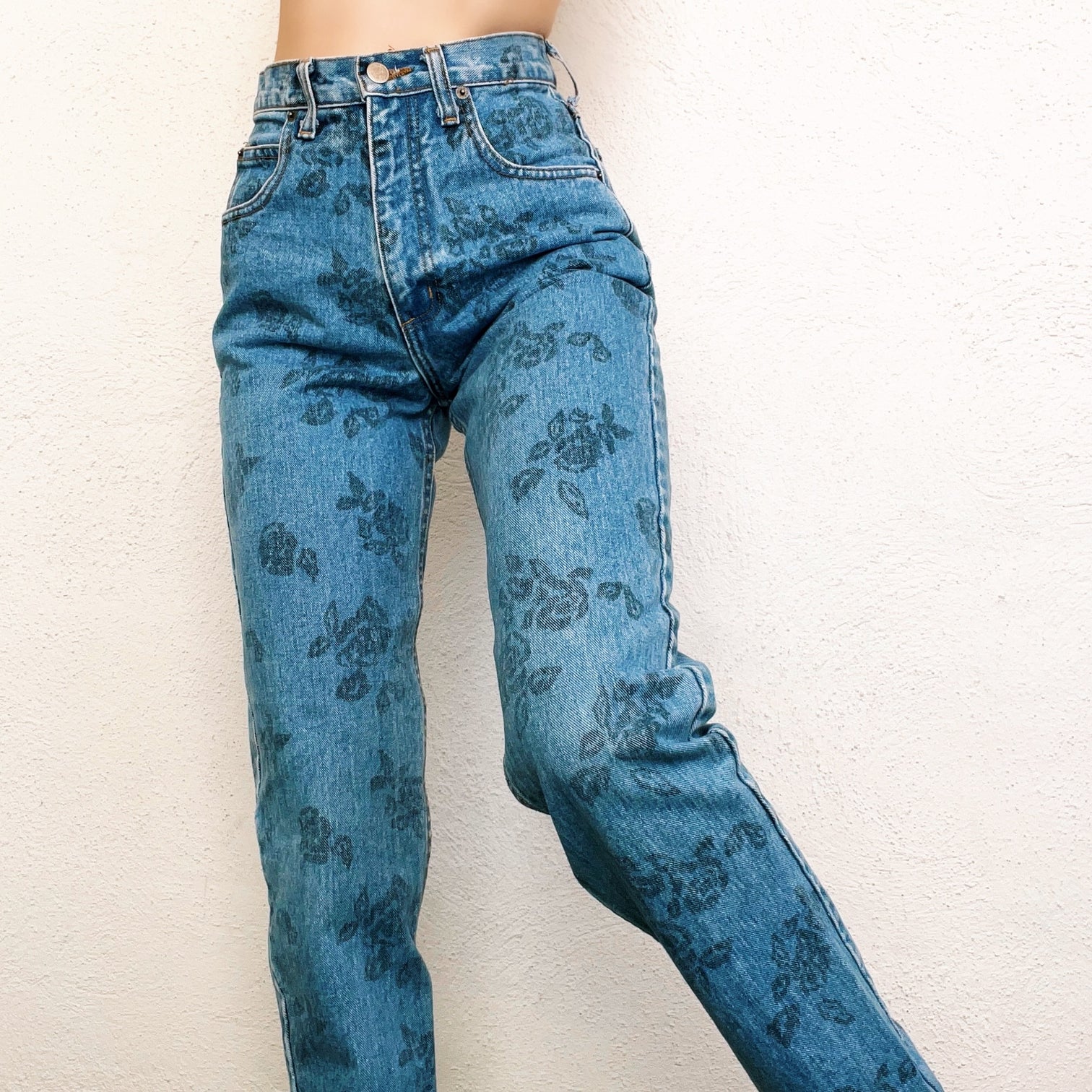 Vintage High Waisted Floral Jeans