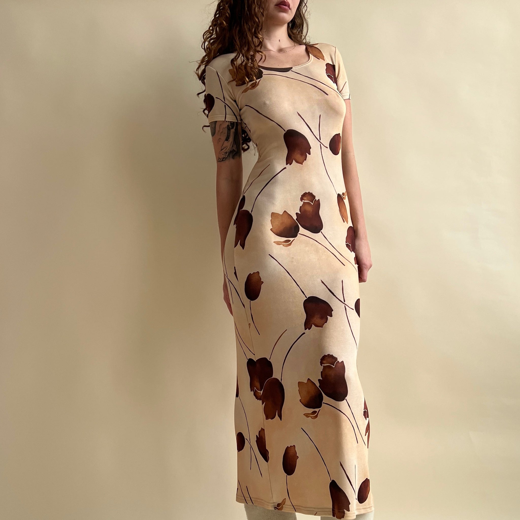 Vintage 90s slinky beige floral maxi dress (M/L) Holy Thrift Vintage 90s slinky beige floral maxi dress (M/L) Holy Thrift