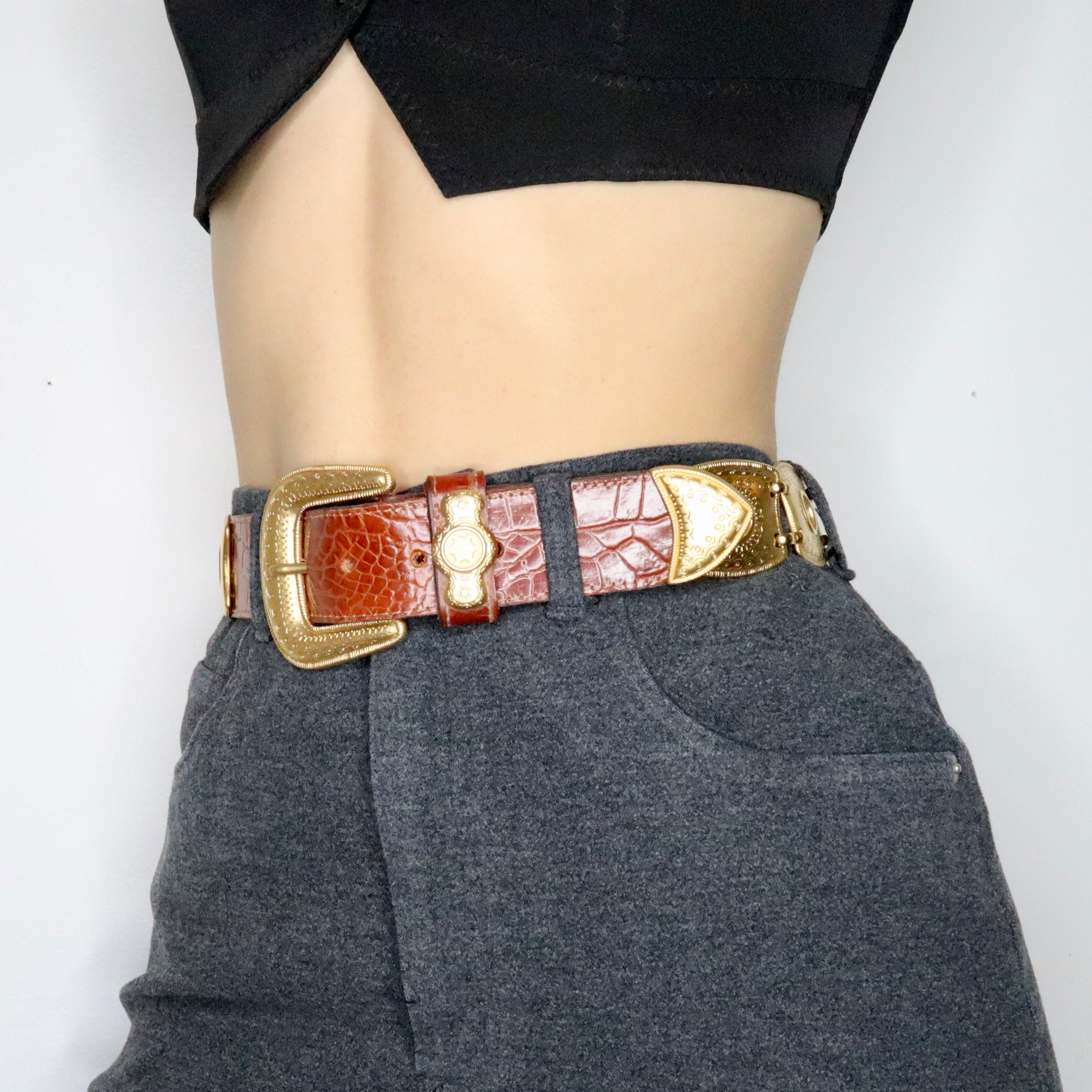 80s Gold Western Leather Belt (S/M) – Holy Thrift