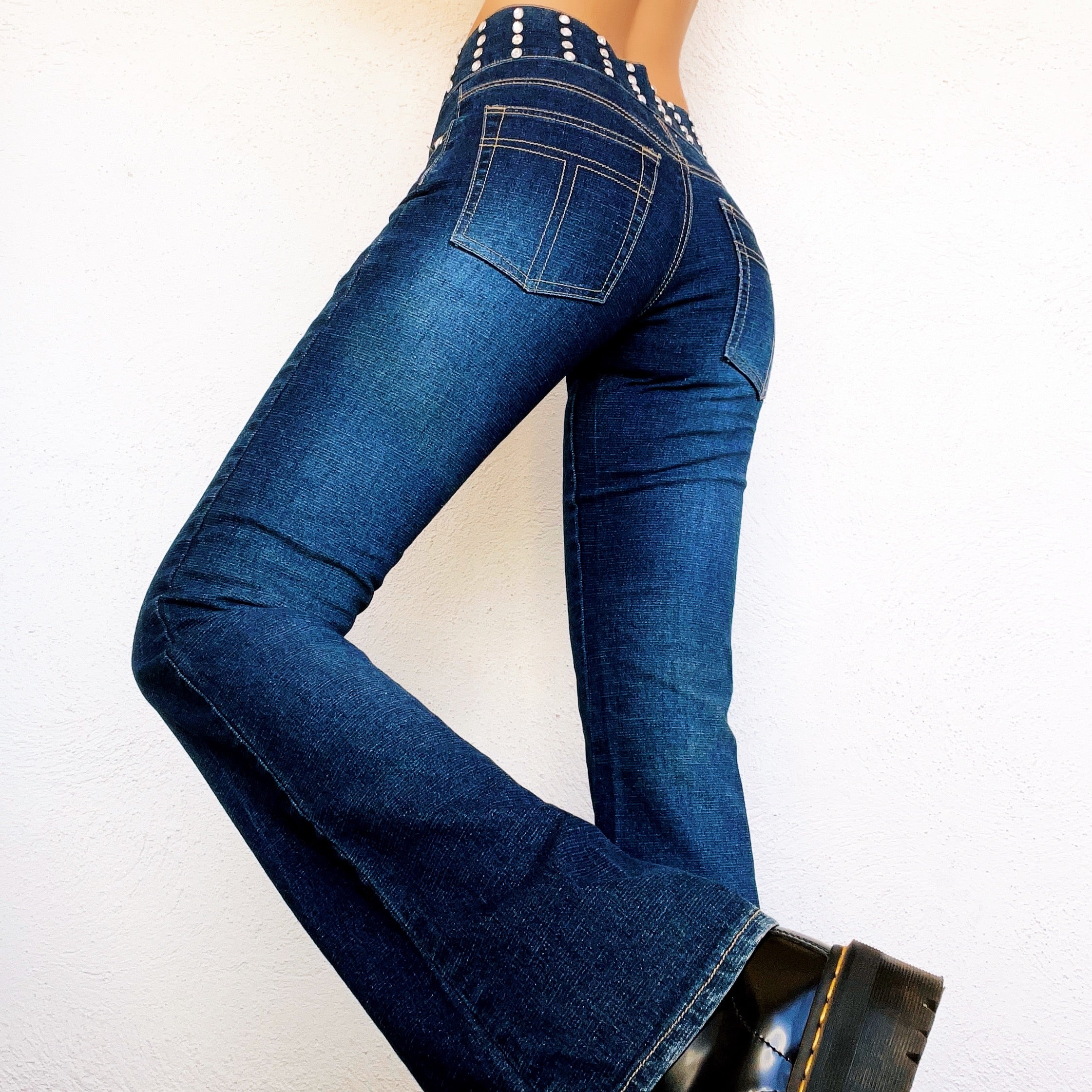 Early 2000s Rhinestone Flare Jeans (XS)