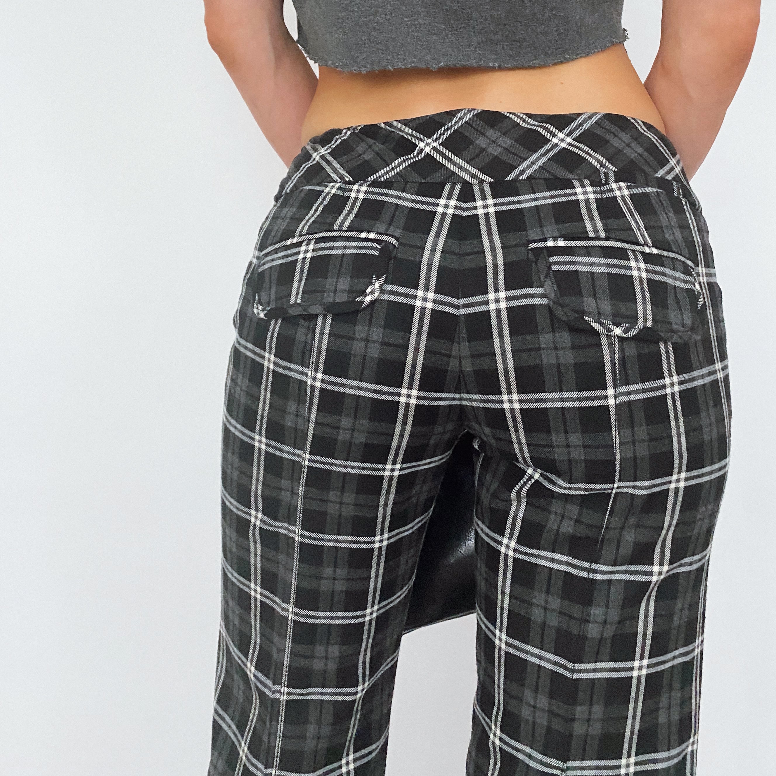taikonku plaid trousers - size 0