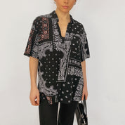 paisley short sleeve button down - large