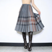 60s Pleated Plaid Maxi Skirt (S/M)