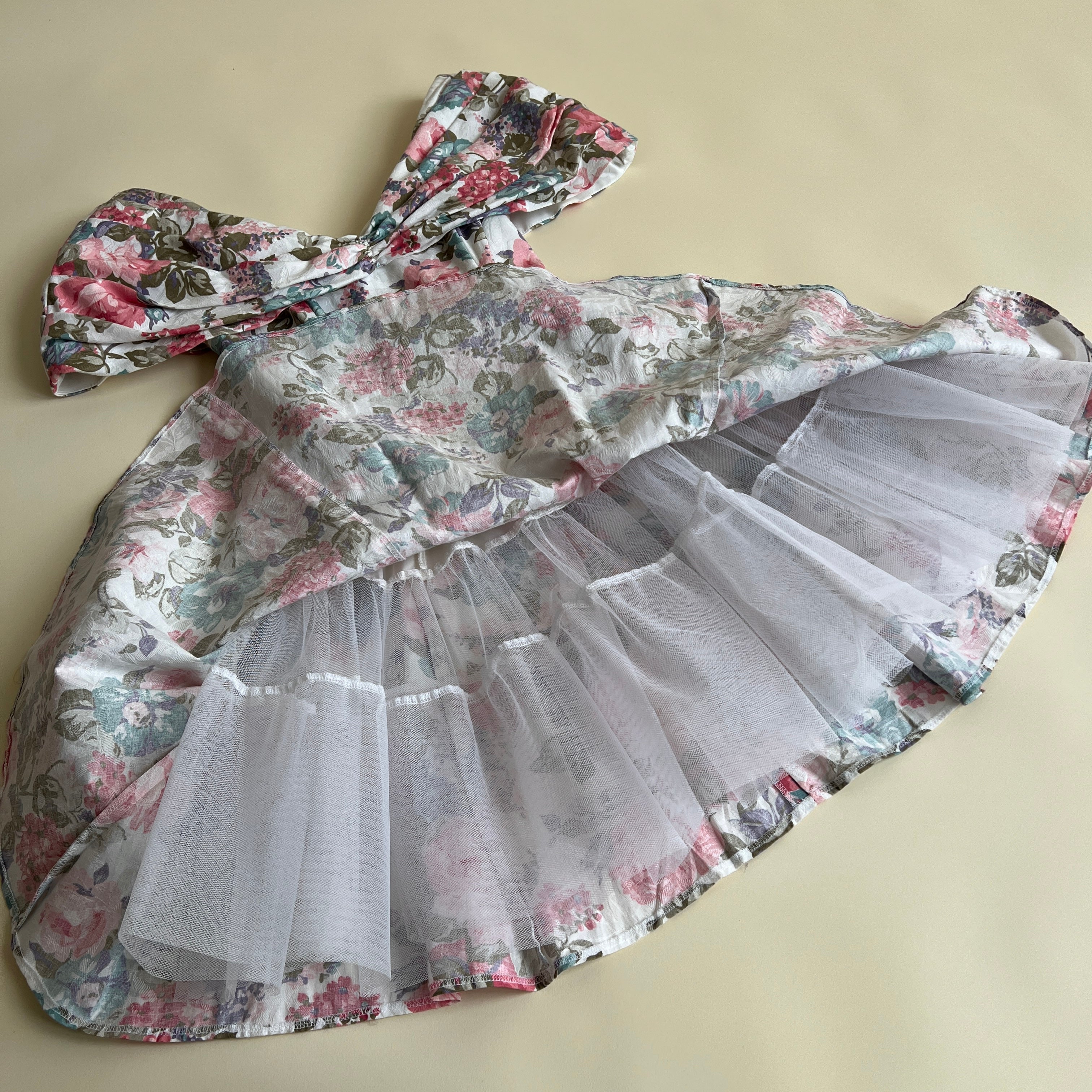 80s pastel floral mini dress (M) Holy Thrift 80s pastel floral mini dress (M) Holy Thrift