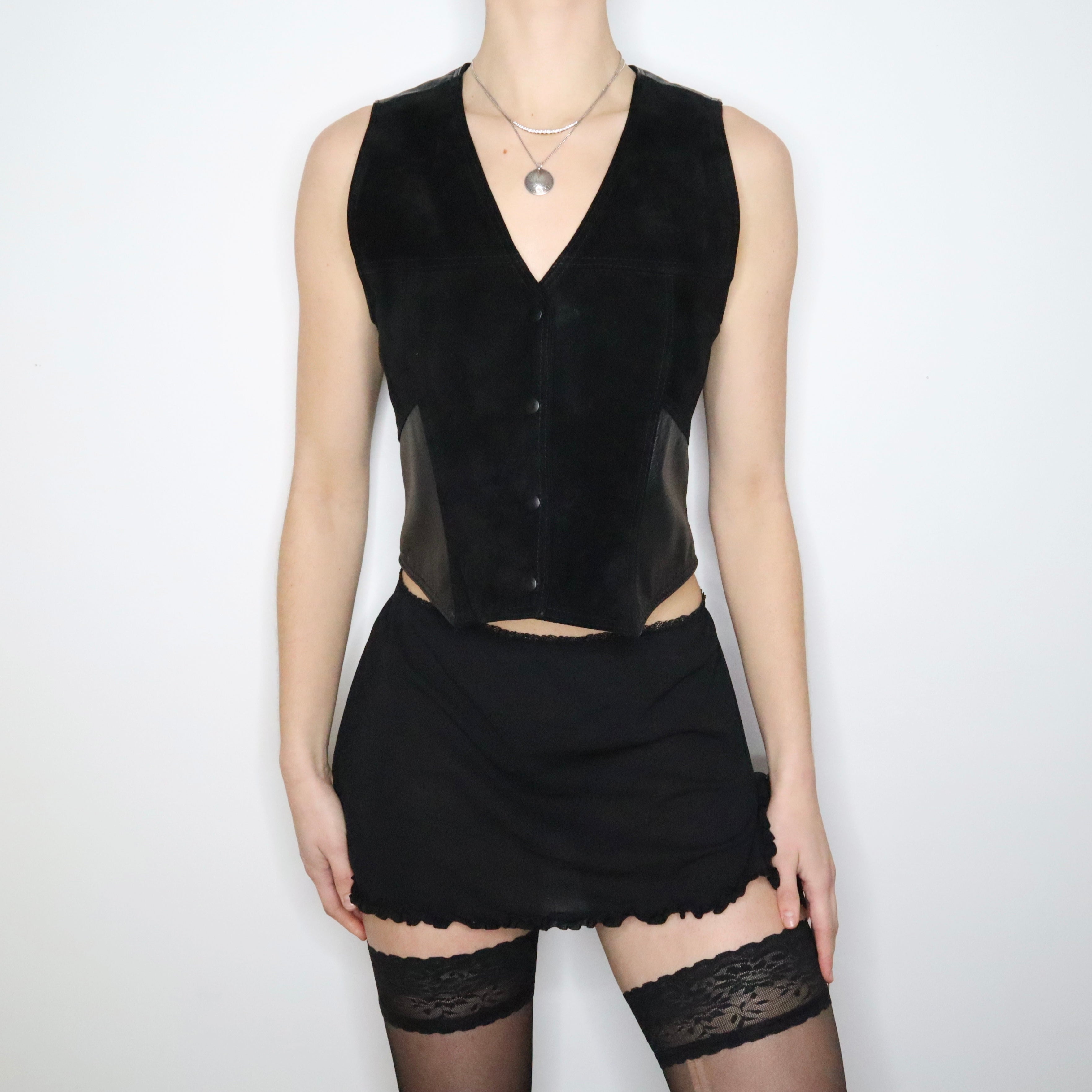 90s Black Leather and Suede Western Vest (S/M)