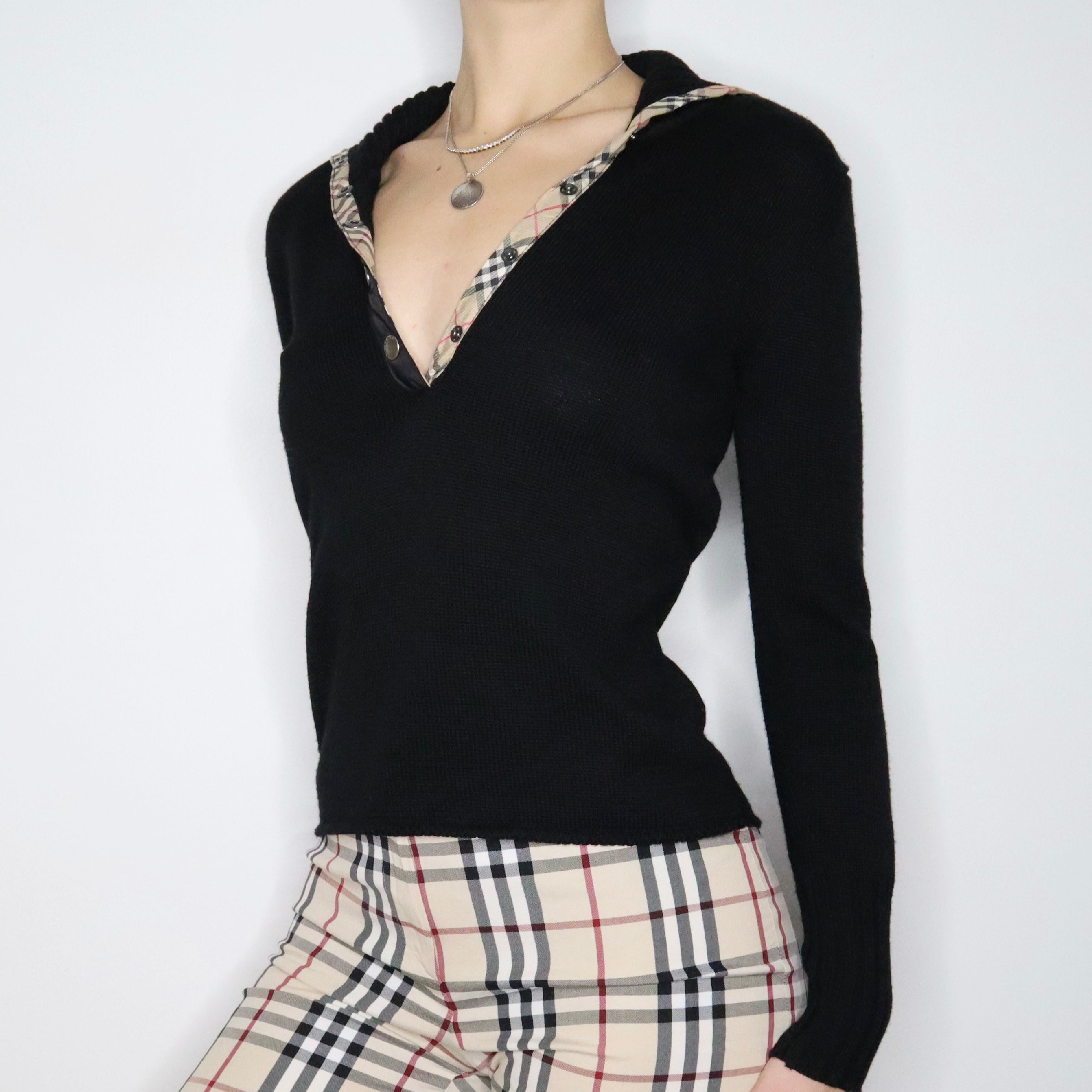 Y2K BURBERRY Pullover Sweater (S/M)