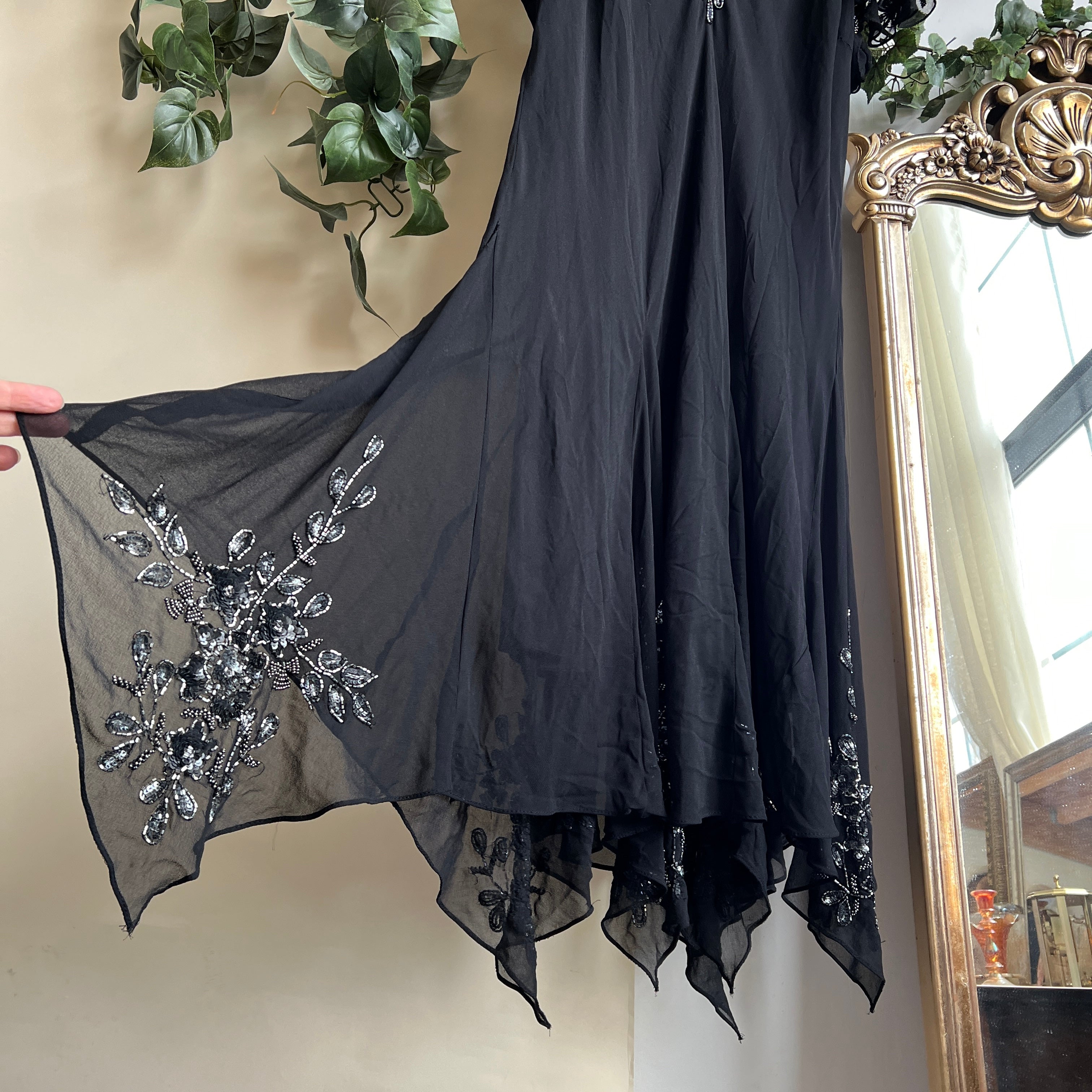 Black beaded fairy dress (XXL)