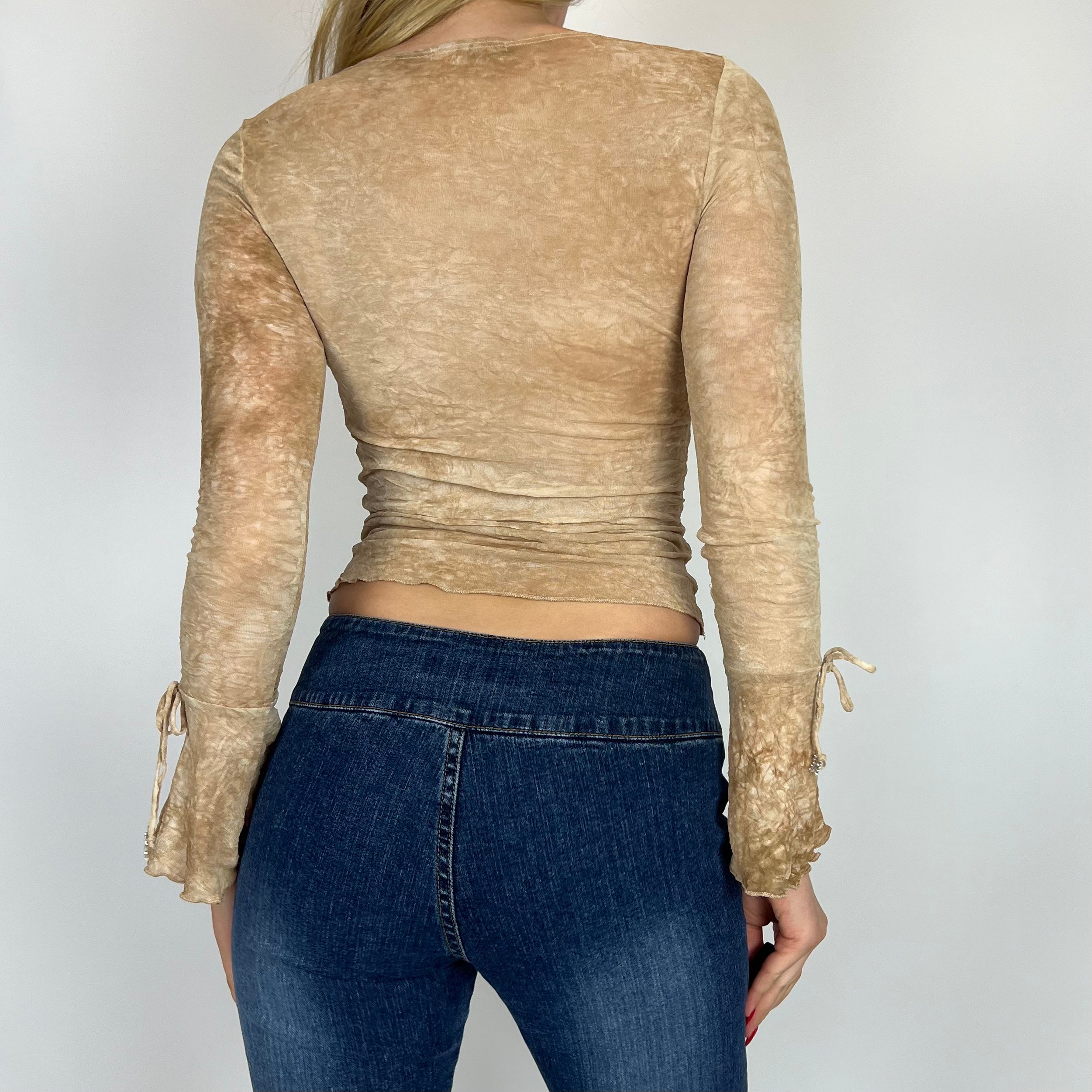 90s Tan Tie Dye Mesh Butterfly Charm Flutter Blouse (S)