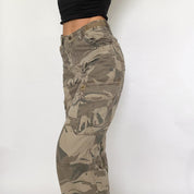 vintage camo cropped high rise cargos - extra small