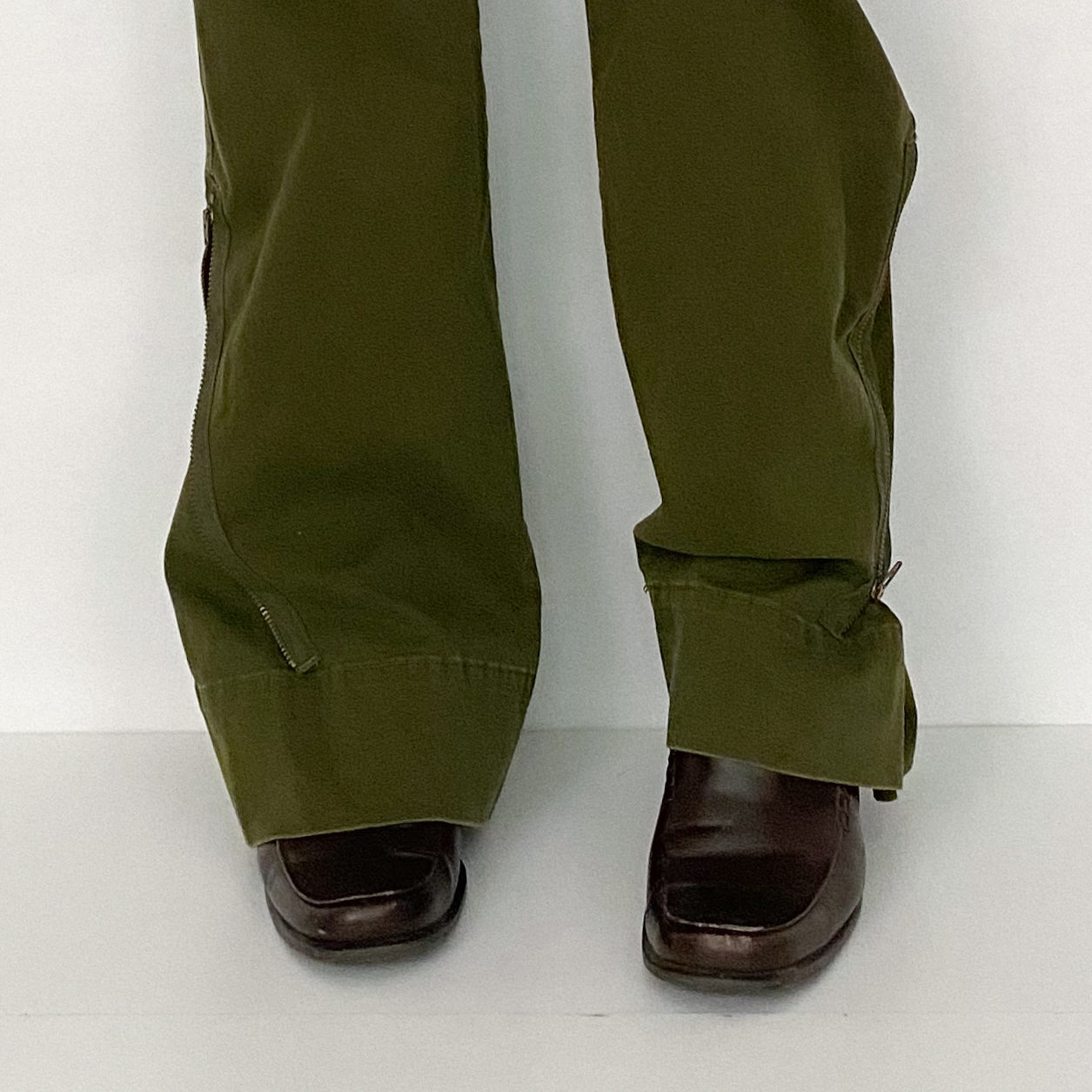 Y2K Olive Zipper Flare Cargos
